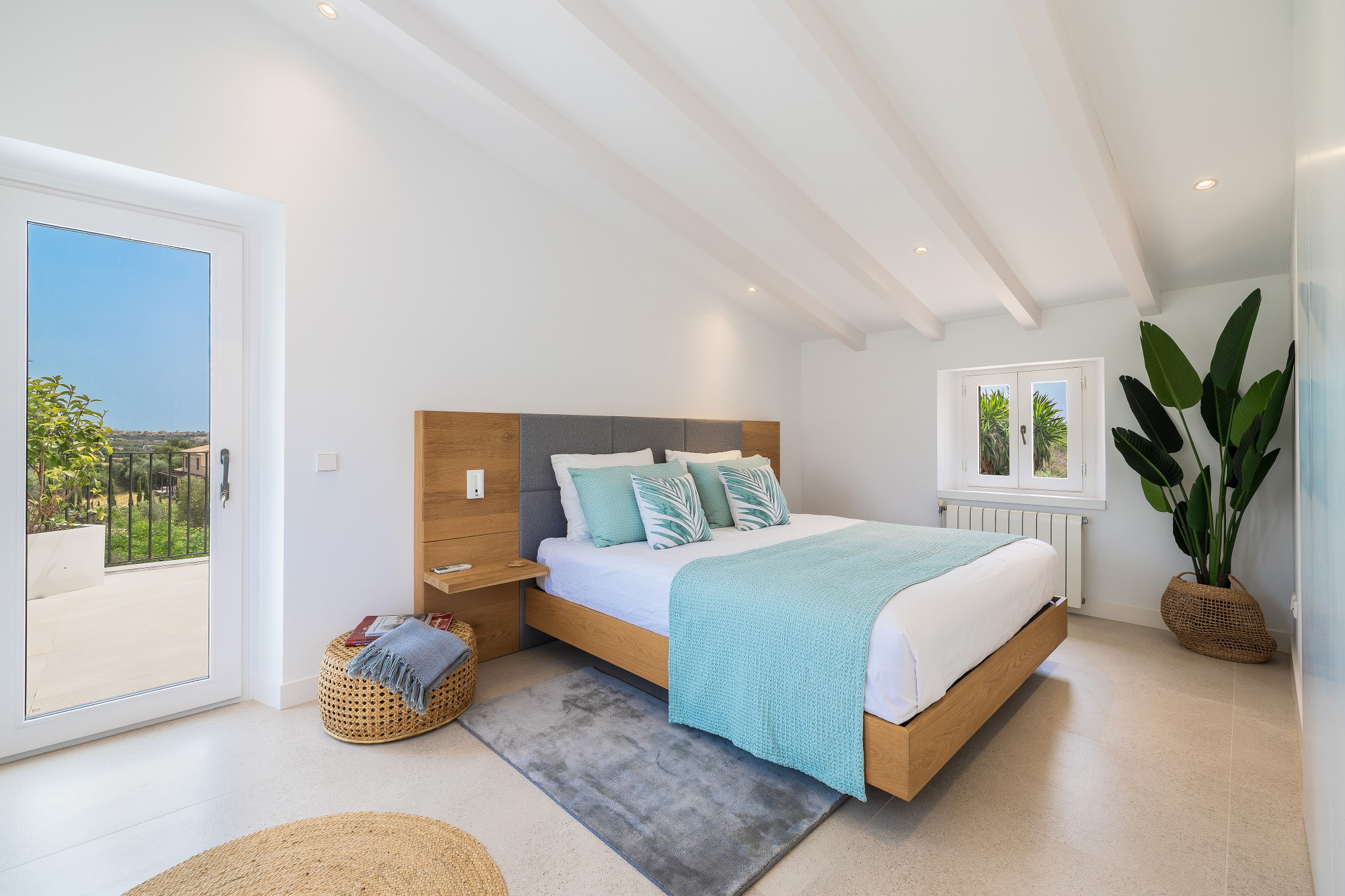 Elegant ​country ​house with panoramic views Tramuntana mountains-13