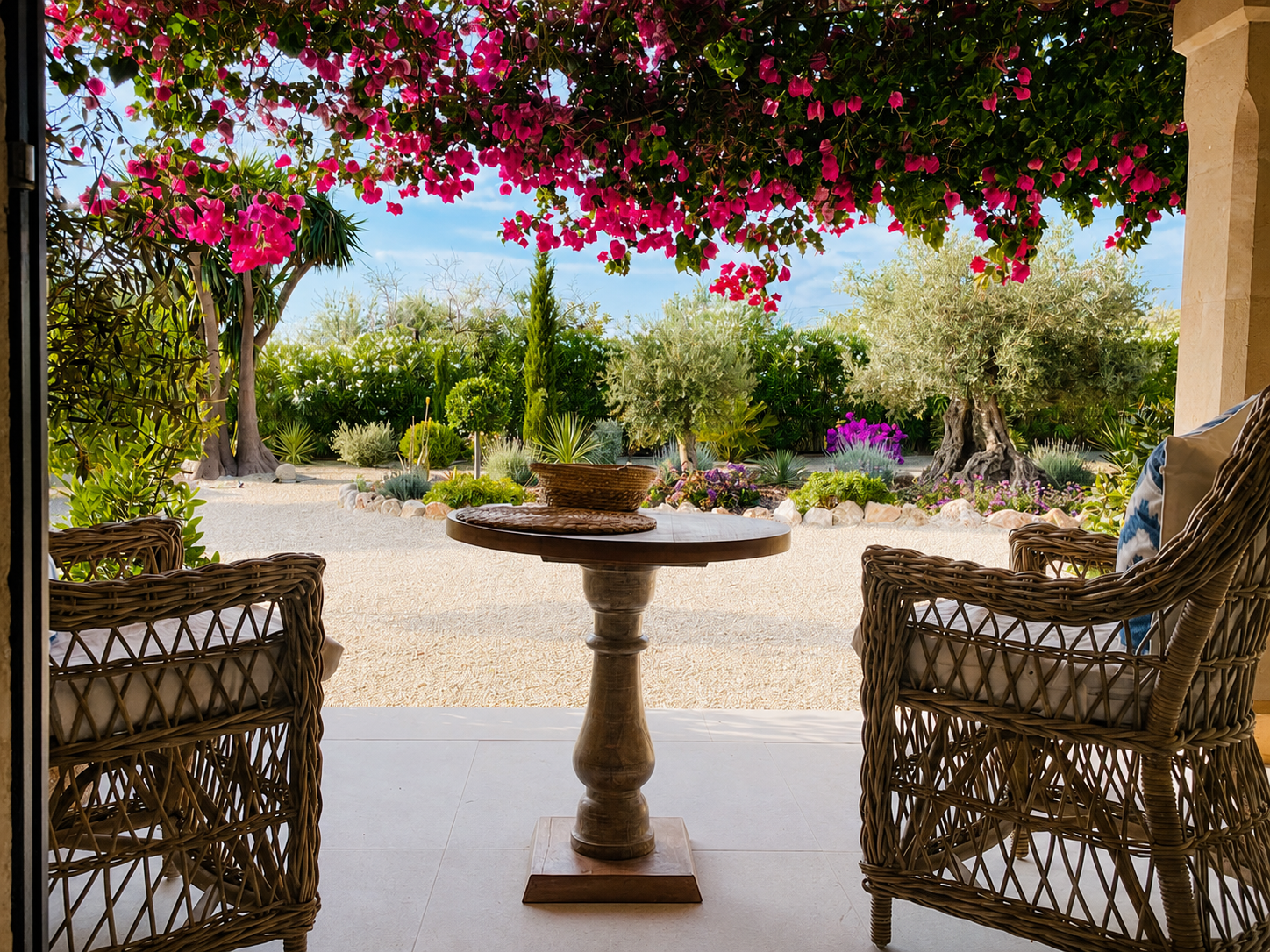 Elegant ​country ​house with panoramic views Tramuntana mountains-4