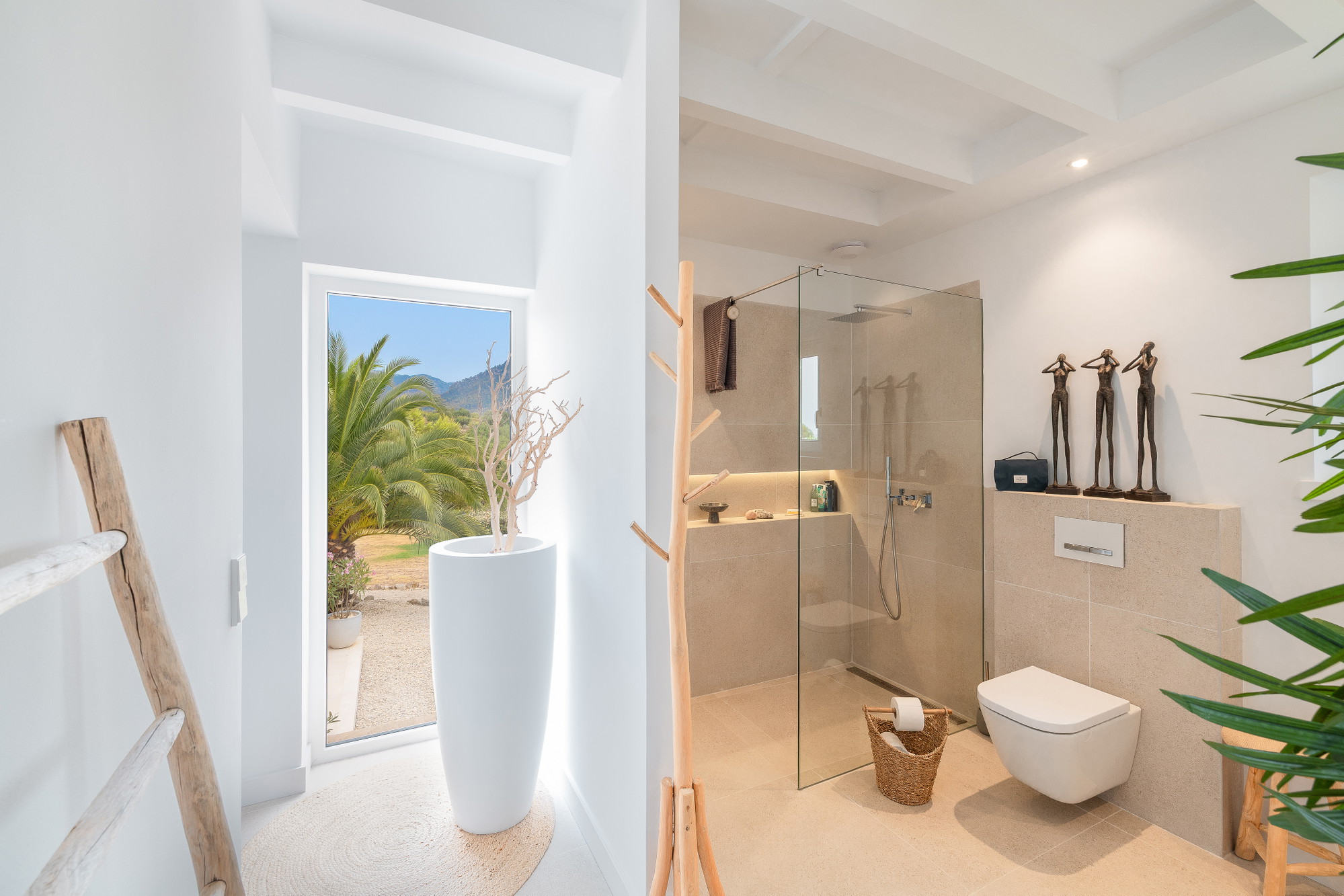 Elegant ​country ​house with panoramic views Tramuntana mountains-14