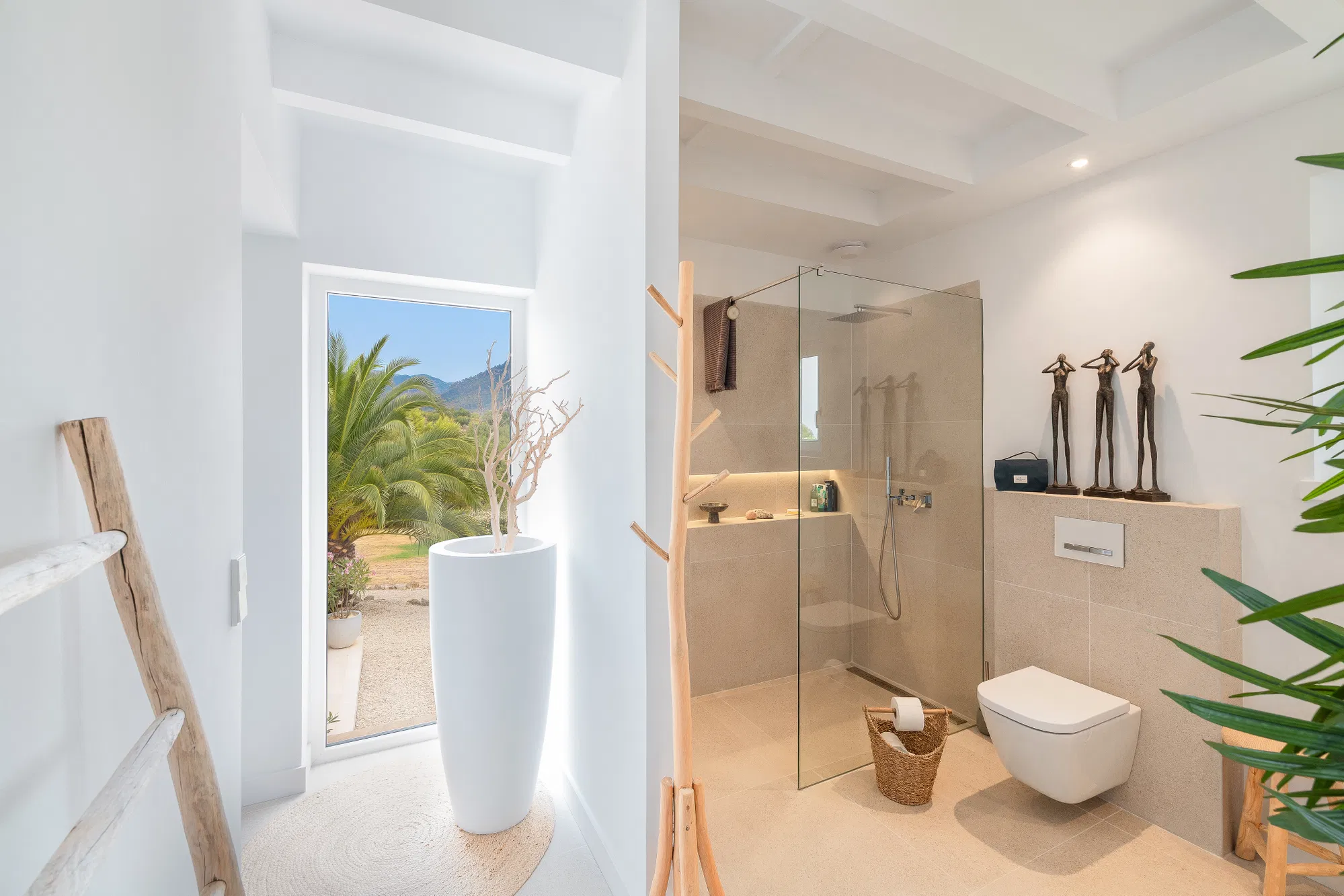 Elegant ​country ​house with panoramic views Tramuntana mountains-14