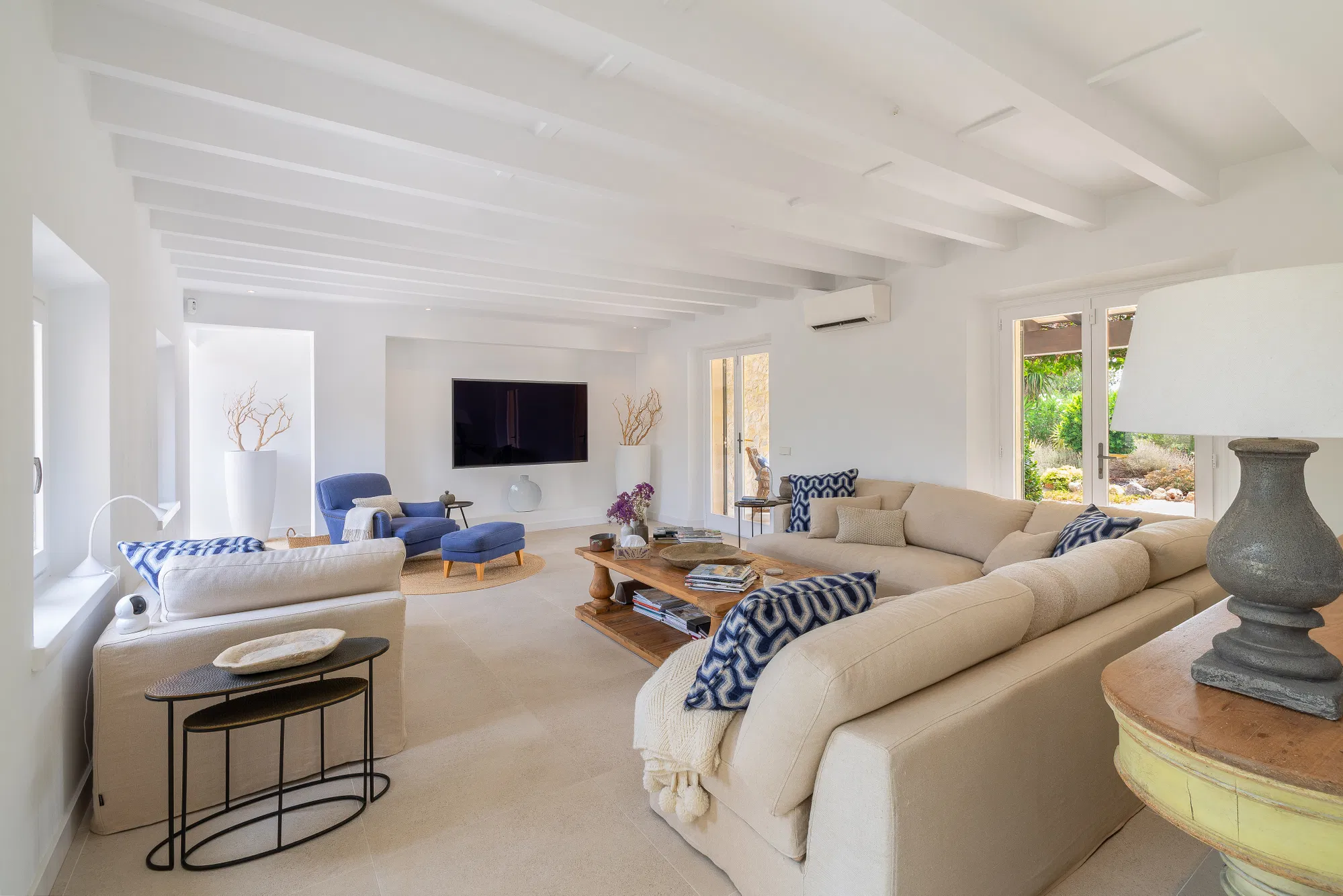 Elegant ​country ​house with panoramic views Tramuntana mountains-6