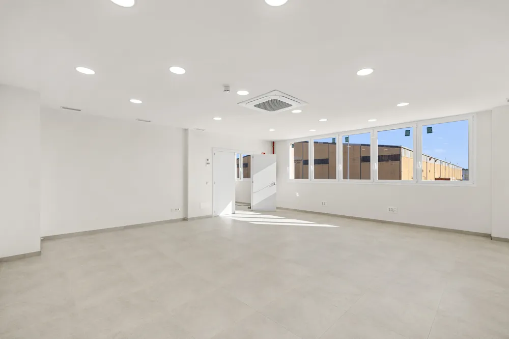 Nieuwbouw multifunctioneel gebouw in Marratxí-2