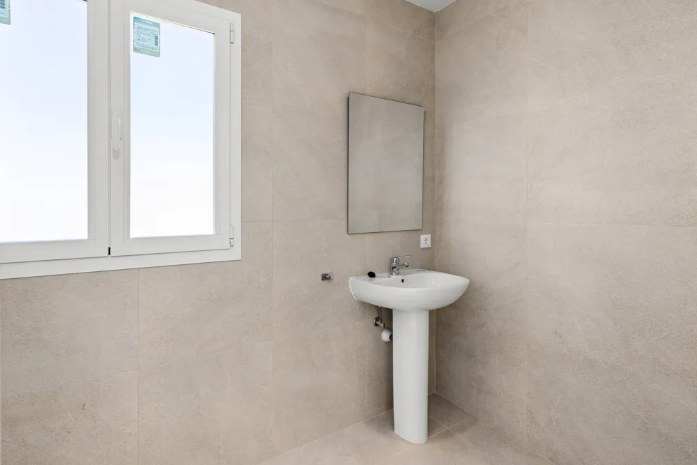 Nieuwbouw multifunctioneel gebouw in Marratxí-7