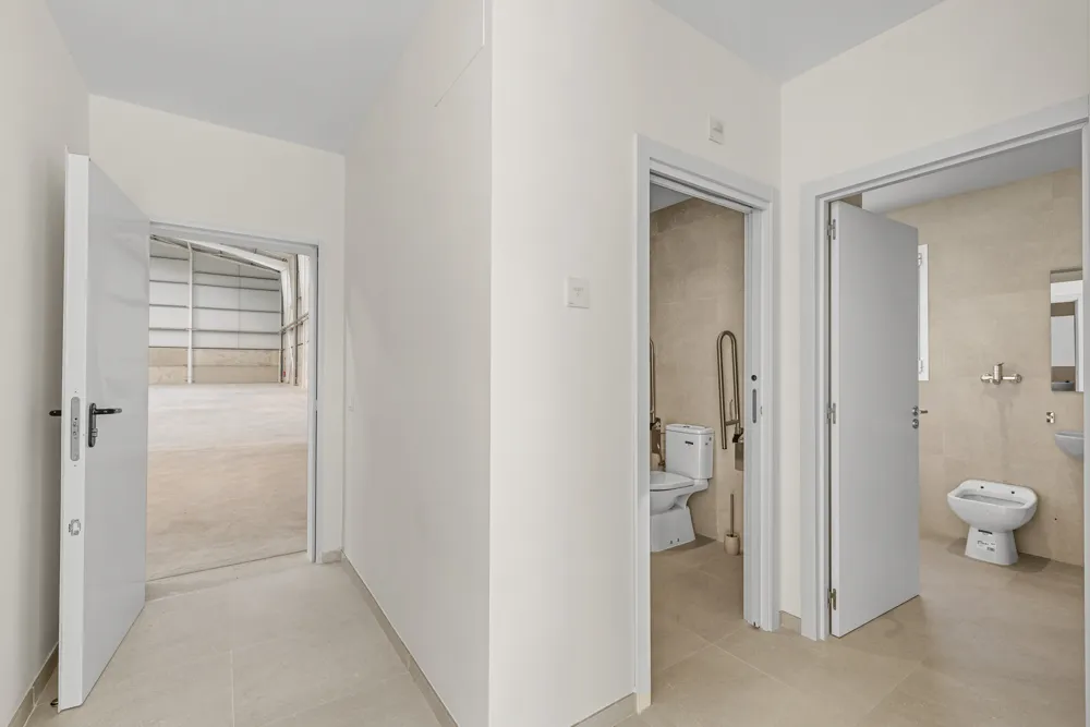 Nieuwbouw multifunctioneel gebouw in Marratxí-8