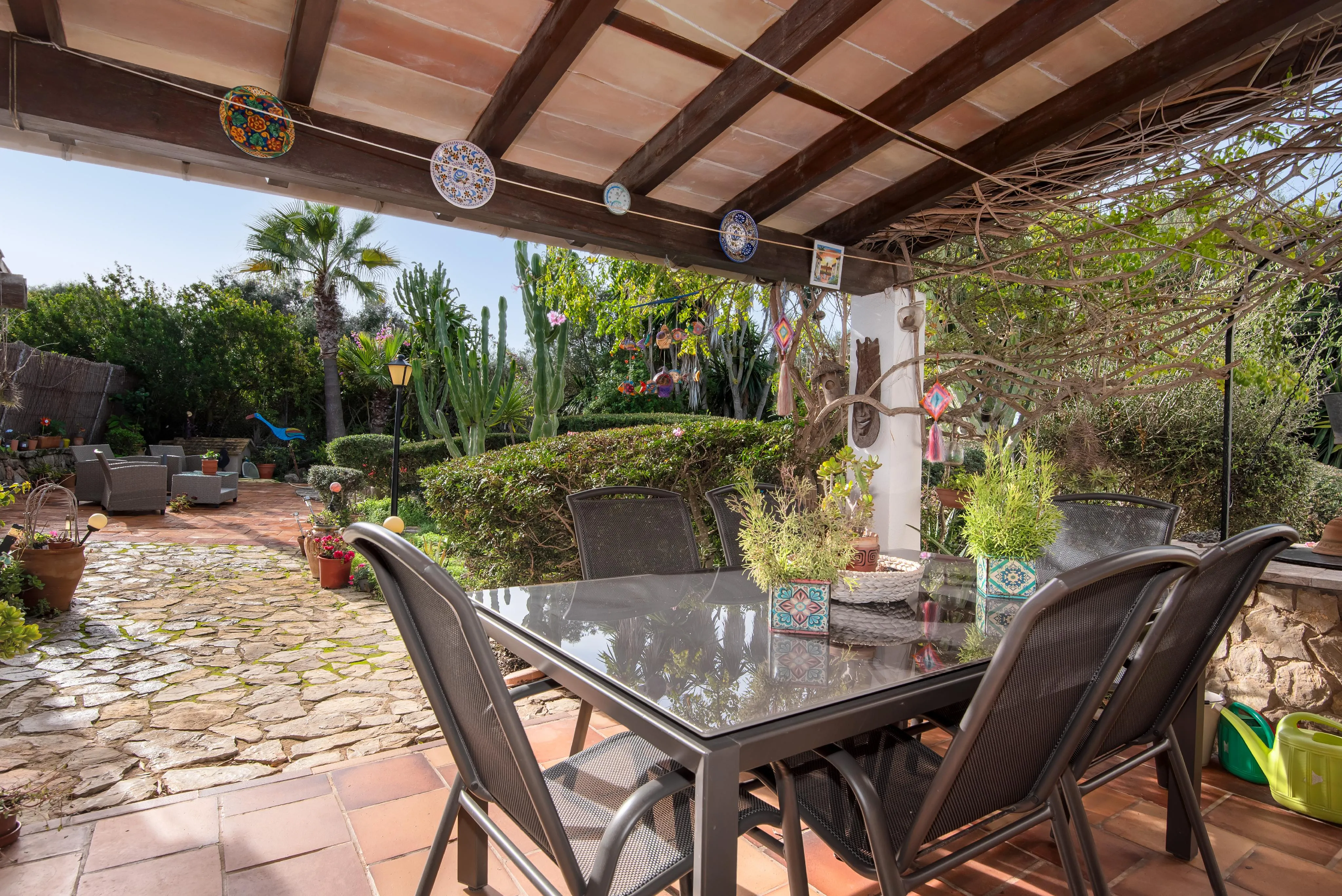 House with garden and pool near the sea-3