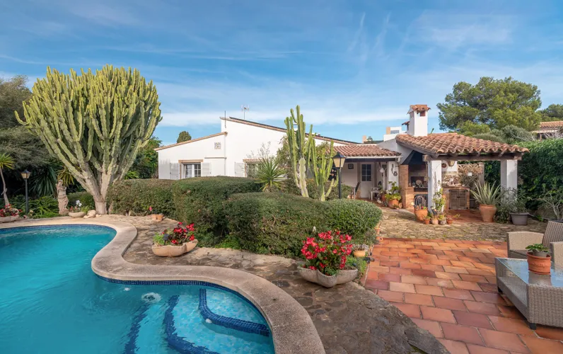 Exclusive residential gem: Your dream home near the sea