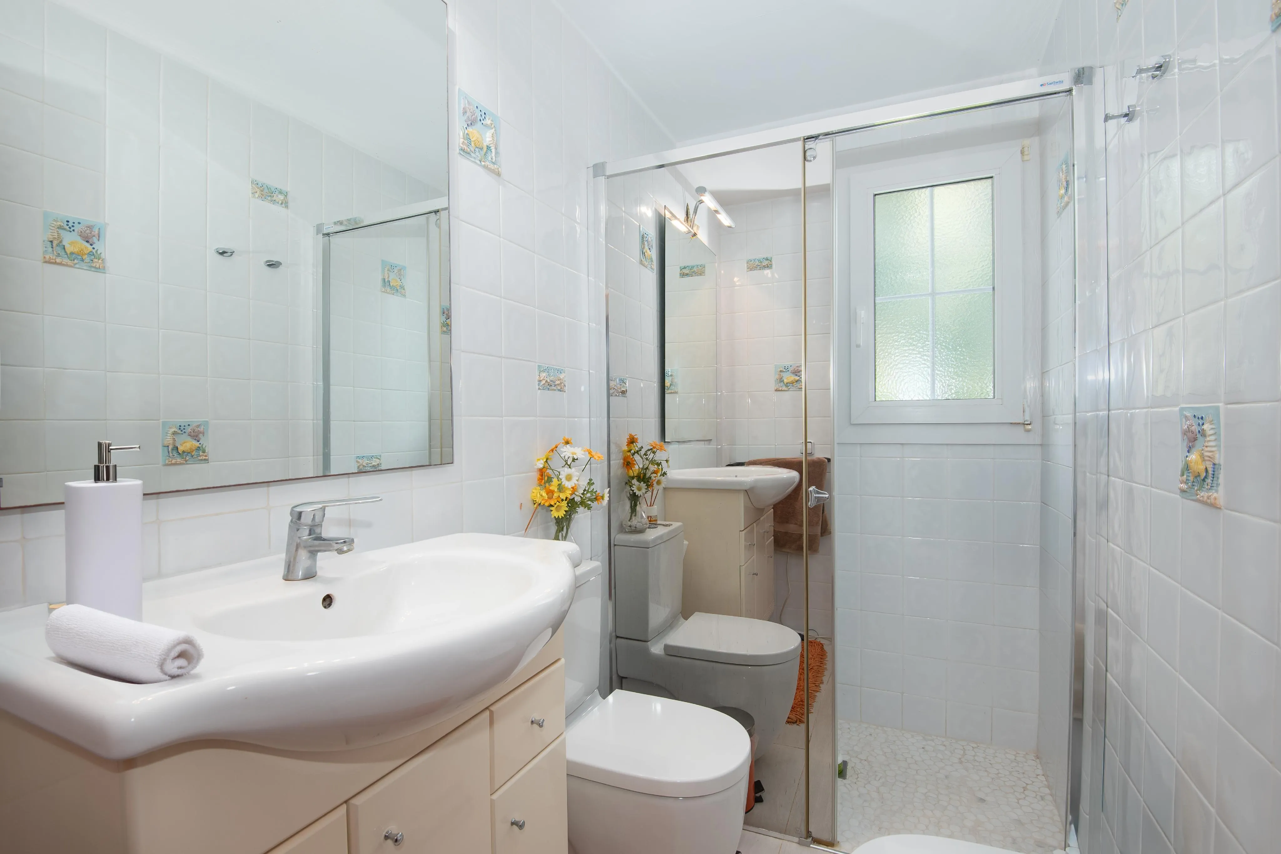 House with garden and pool near the sea-11