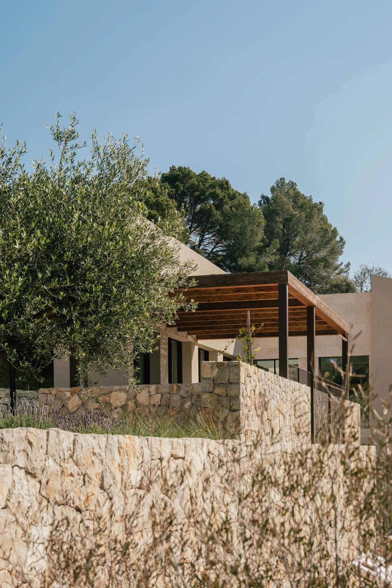 Эксклюзивная недавно построенная финка с захватывающим видом на залив Алькудия-18