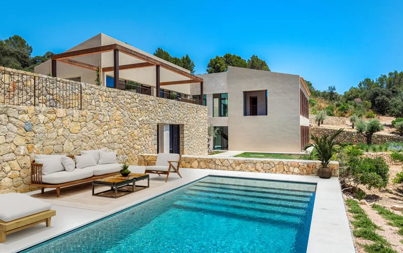 Exclusiva finca d'obra nova amb vista a la badia d'Alcúdia, Mallorca