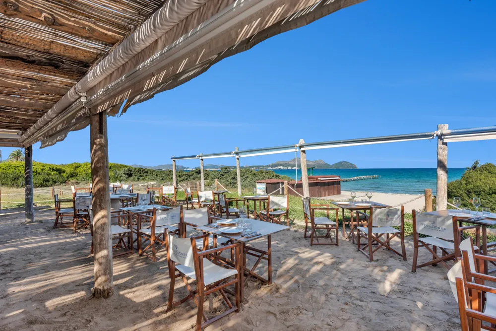 Unique beach restaurant in a prime location in Playa de Muro-4