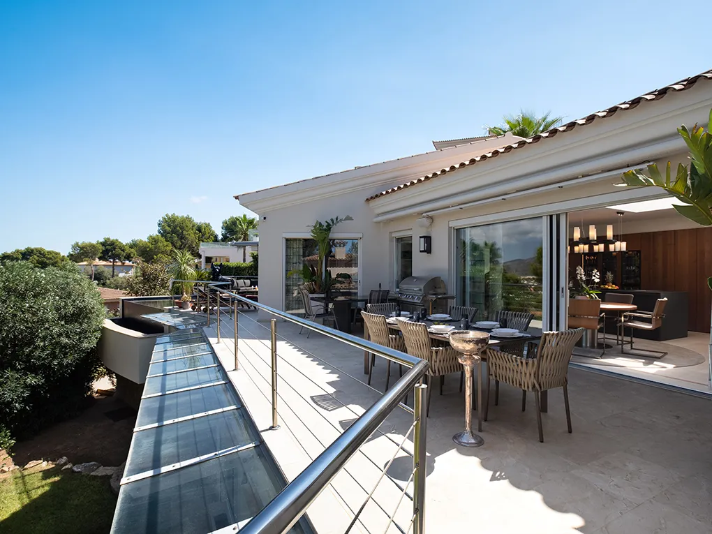 Villa met zeezicht in Nova Santa Ponsa-13