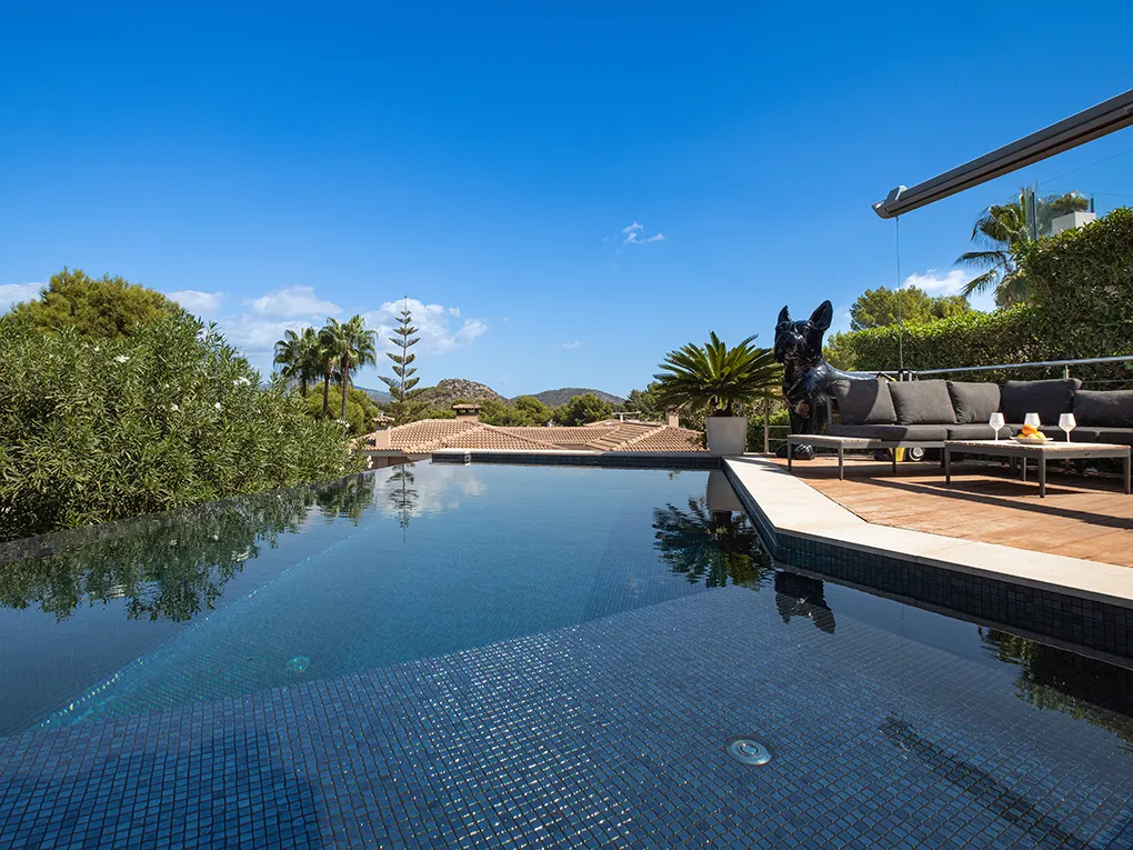 Villa met zeezicht in Nova Santa Ponsa-15