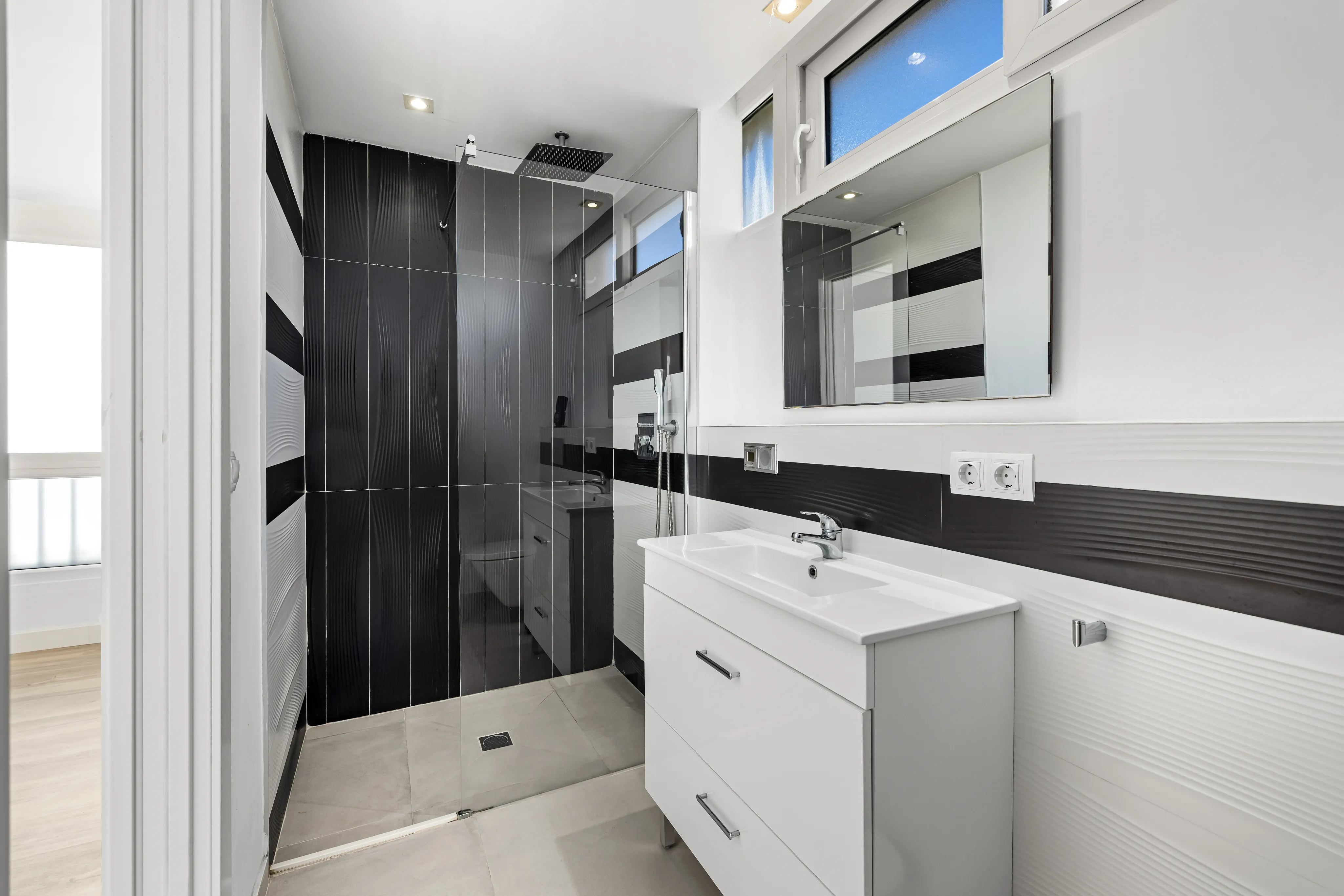 Appartement eerste lijn met zeezicht-8