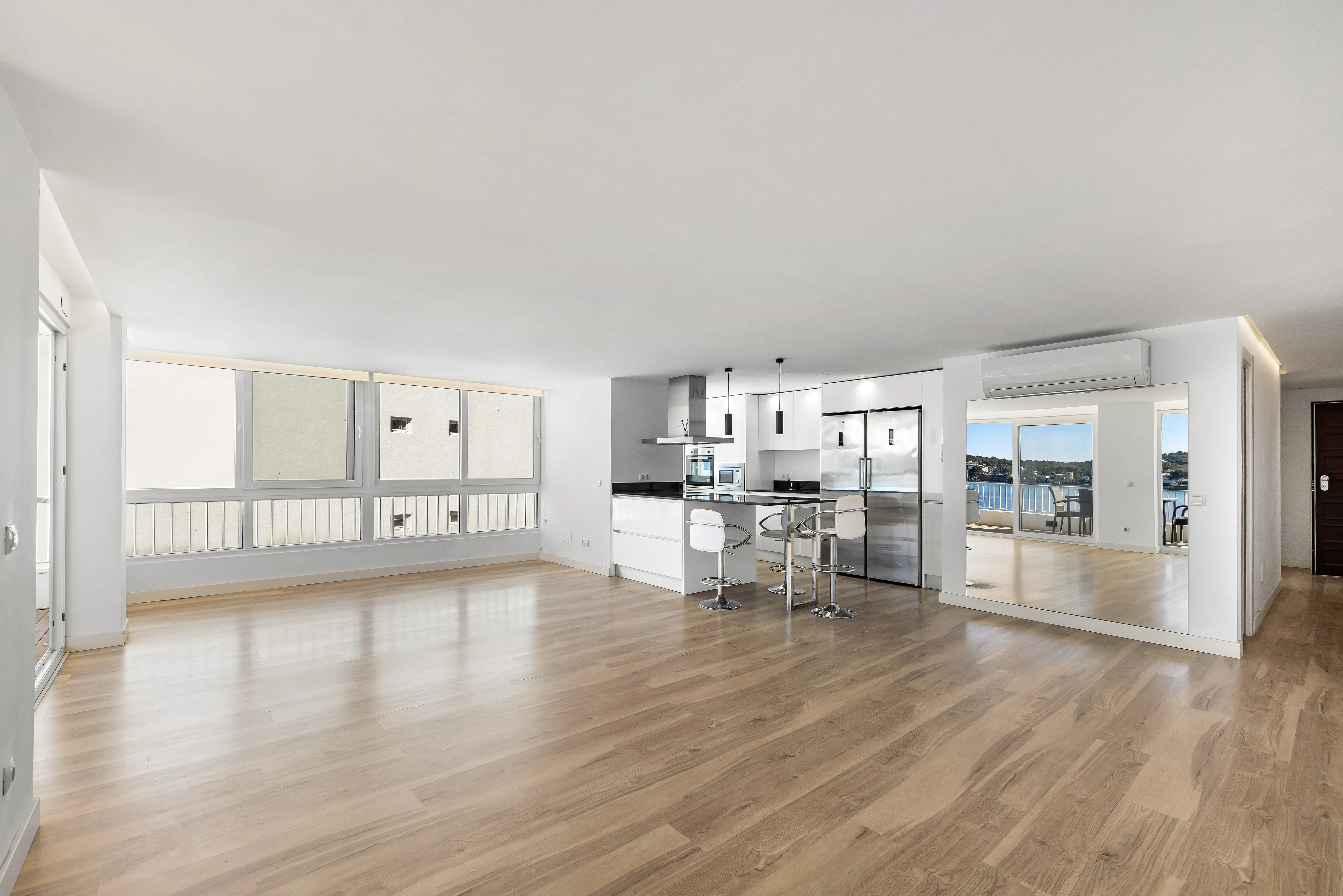 Appartement eerste lijn met zeezicht-4