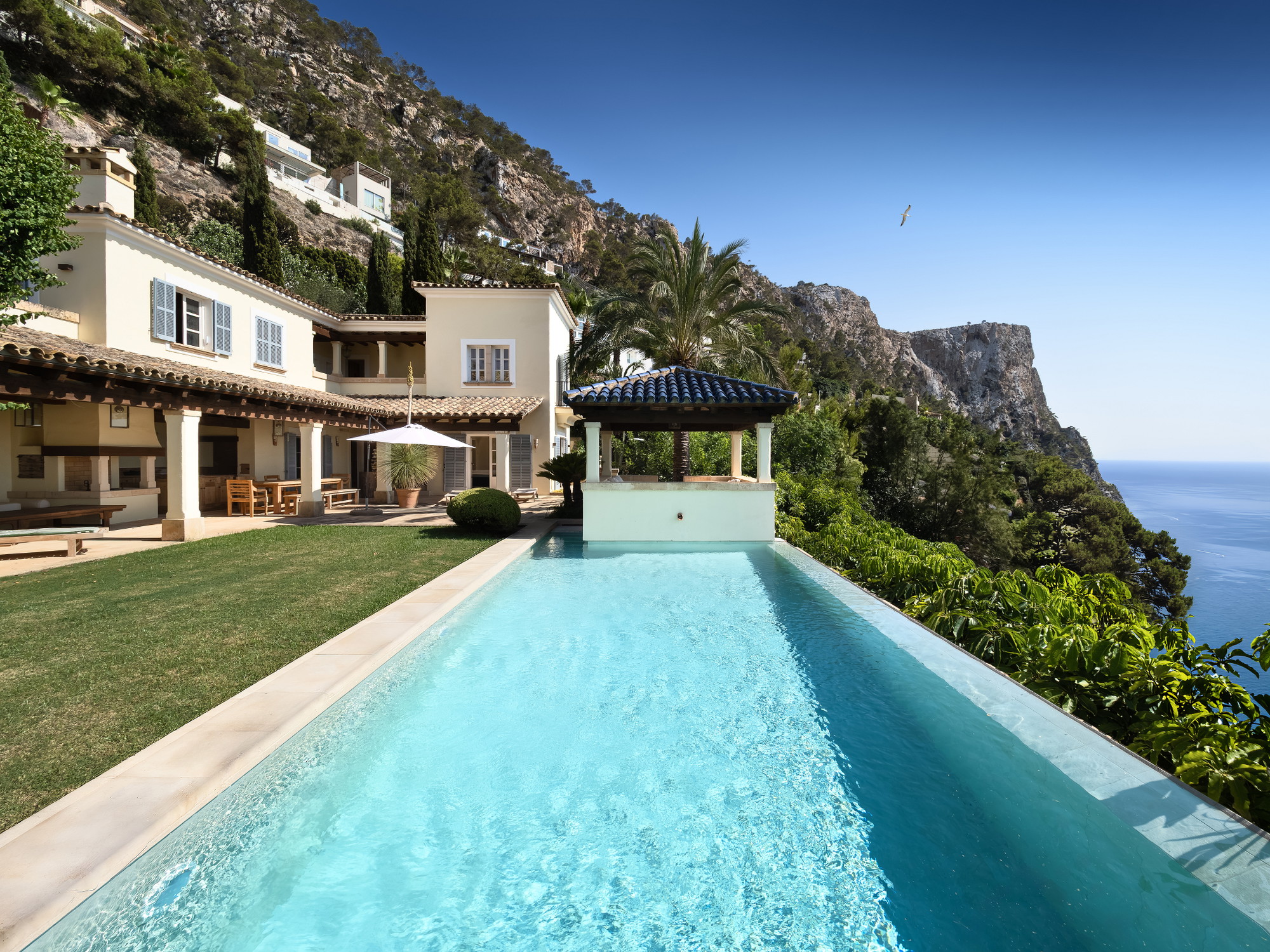 Mediterranean property with fantastic sea views