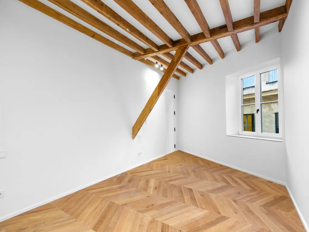 Elegant, renoverad lägenhet med utmärkt läge-7