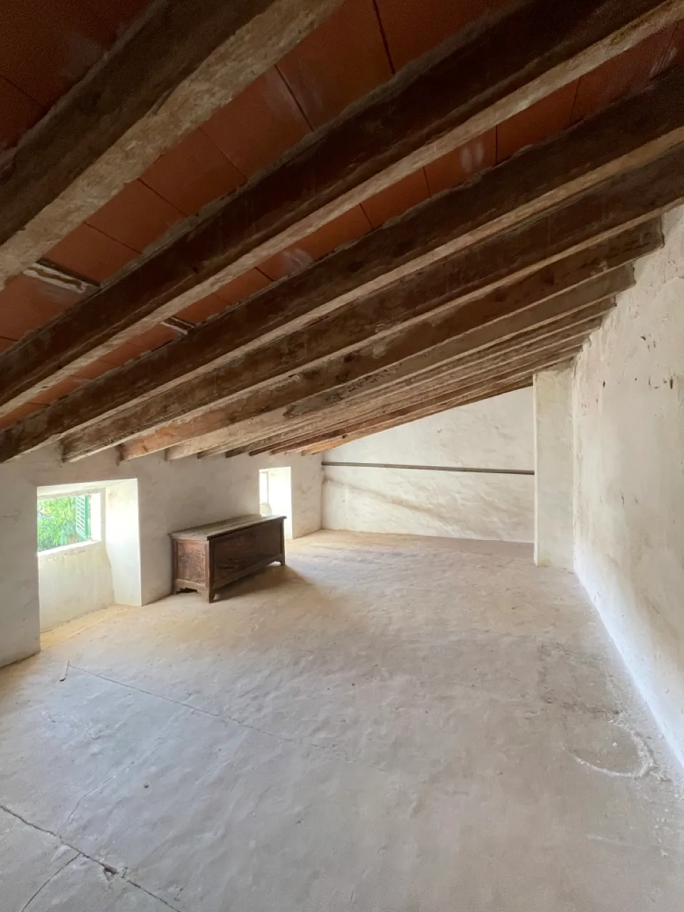 Mediterranean dream home: Excellent renovation project · Muro-26