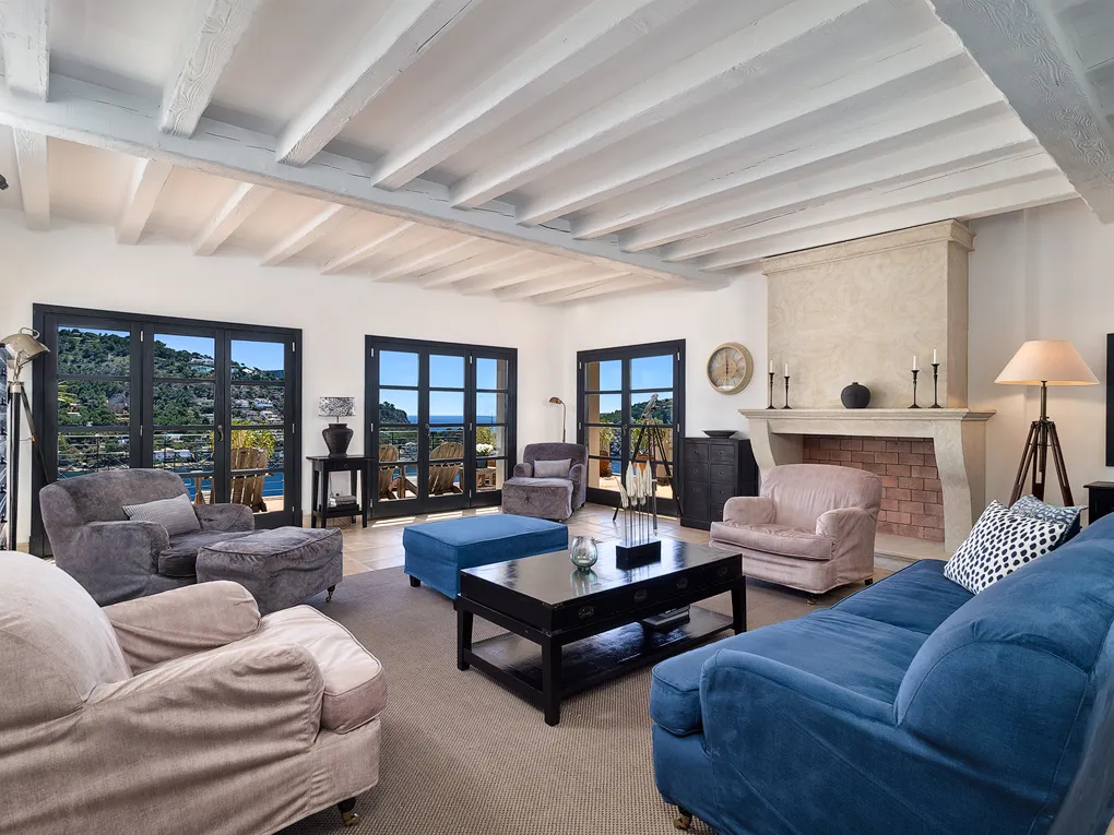 Villa de style Finca dans un port-4