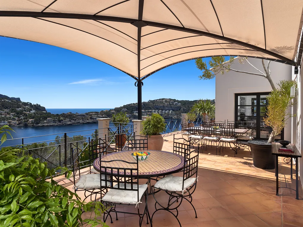 Villa de style Finca dans un port-7