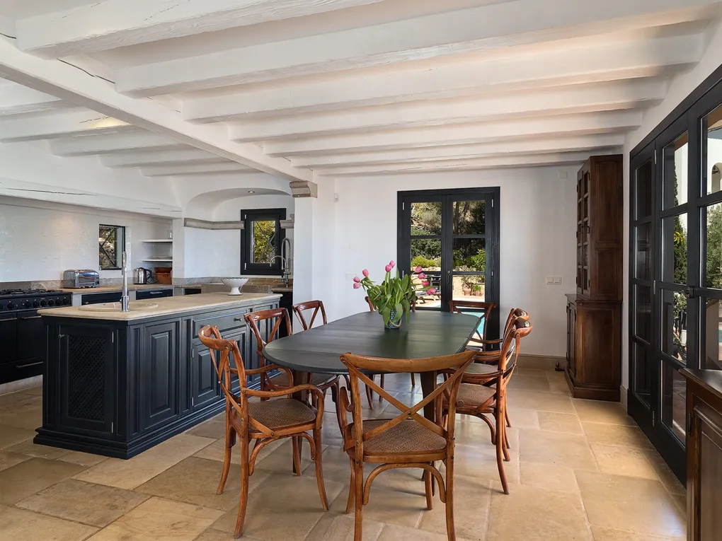 Villa de style Finca dans un port-6