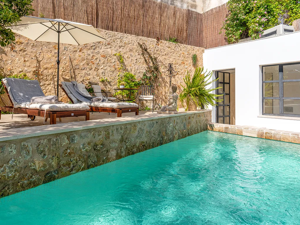 Fabelagtigt byhus med pool. Pollensa-25
