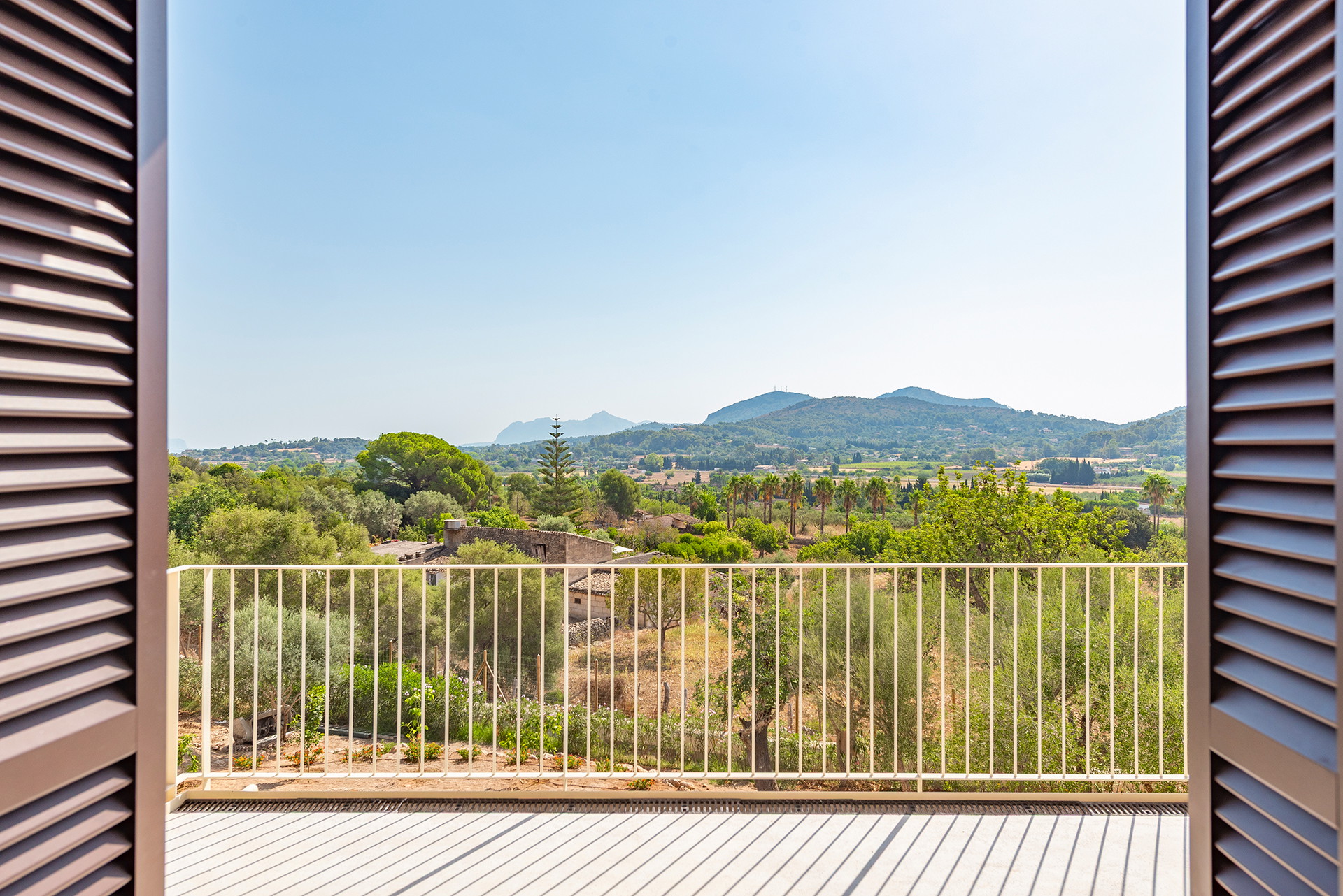 Exclusive newly built country estate in Alcúdia – Move-in ready and designed for the authentic Mallorcan Lifestyle-29