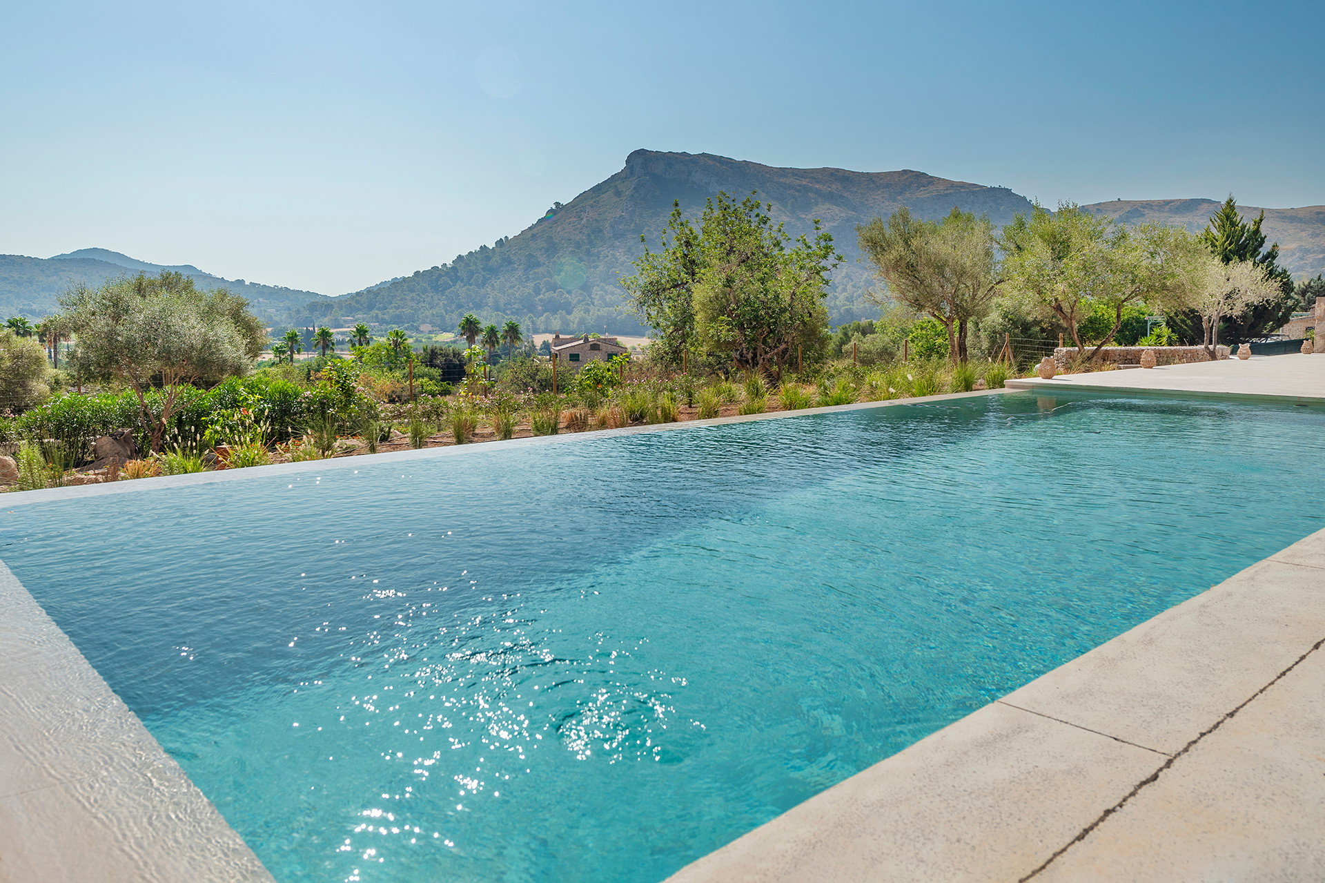 Exclusive newly built country estate in Alcúdia – Move-in ready and designed for the authentic Mallorcan Lifestyle-8