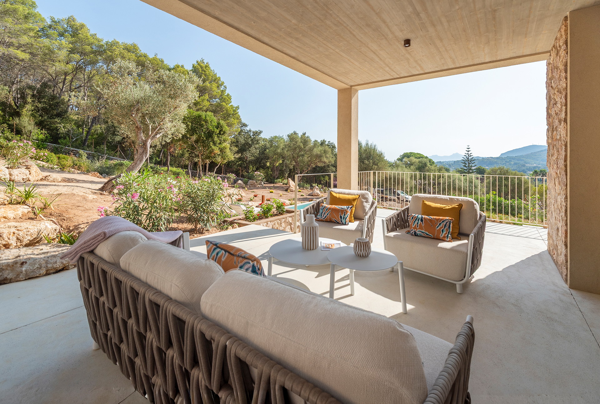Exclusive newly built country estate in Alcúdia – Move-in ready and designed for the authentic Mallorcan Lifestyle-10