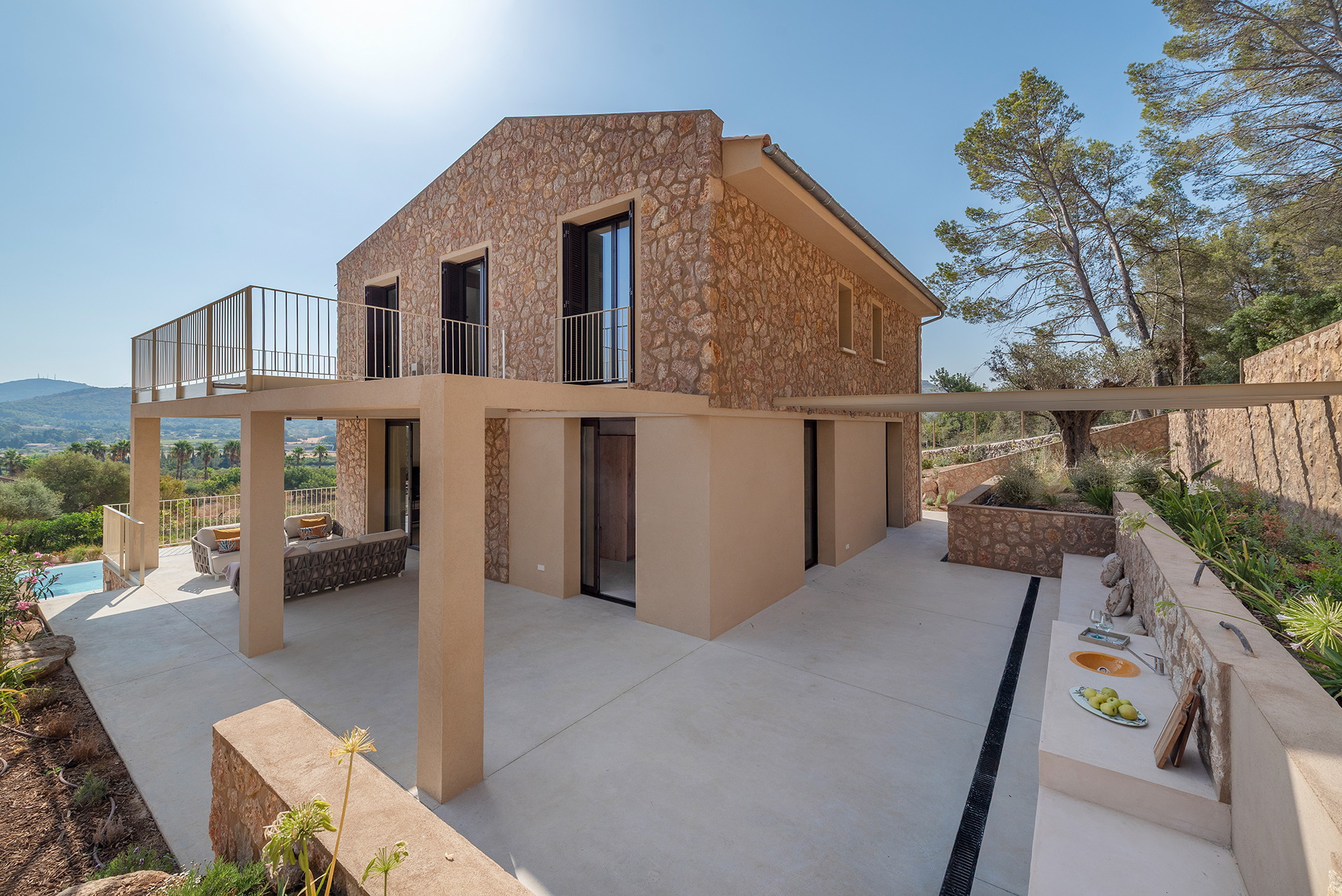 Exclusive newly built country estate in Alcúdia – Move-in ready and designed for the authentic Mallorcan Lifestyle-31
