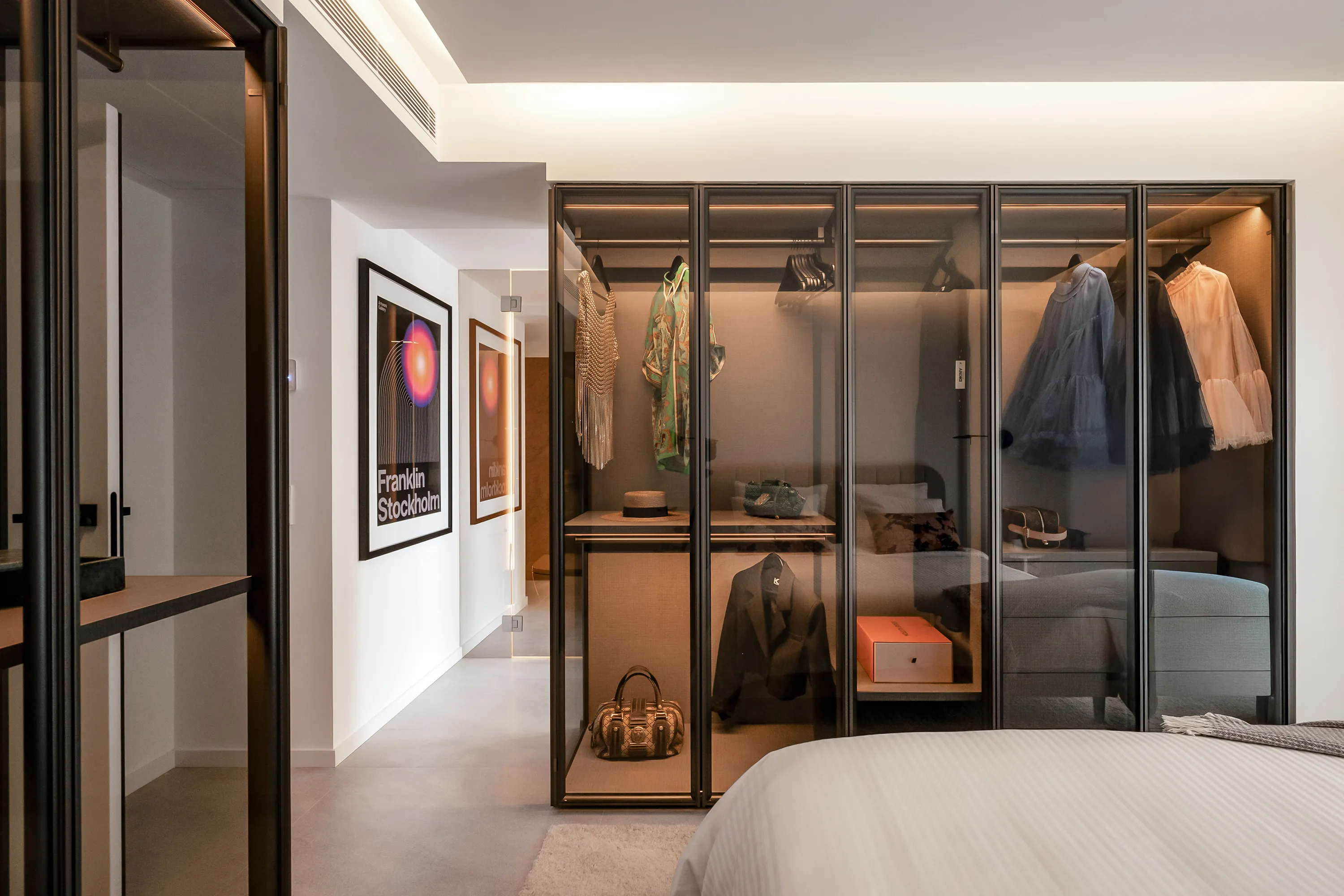 Exceptional Renovated Residence with Private Rooftop on Paseo Marítimo-6