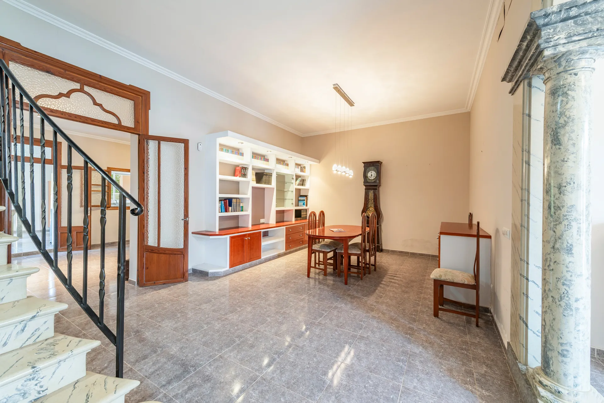 Àmplia casa de poble amb garatge, piscina i jardí a Sa Pobla, Mallorca-7