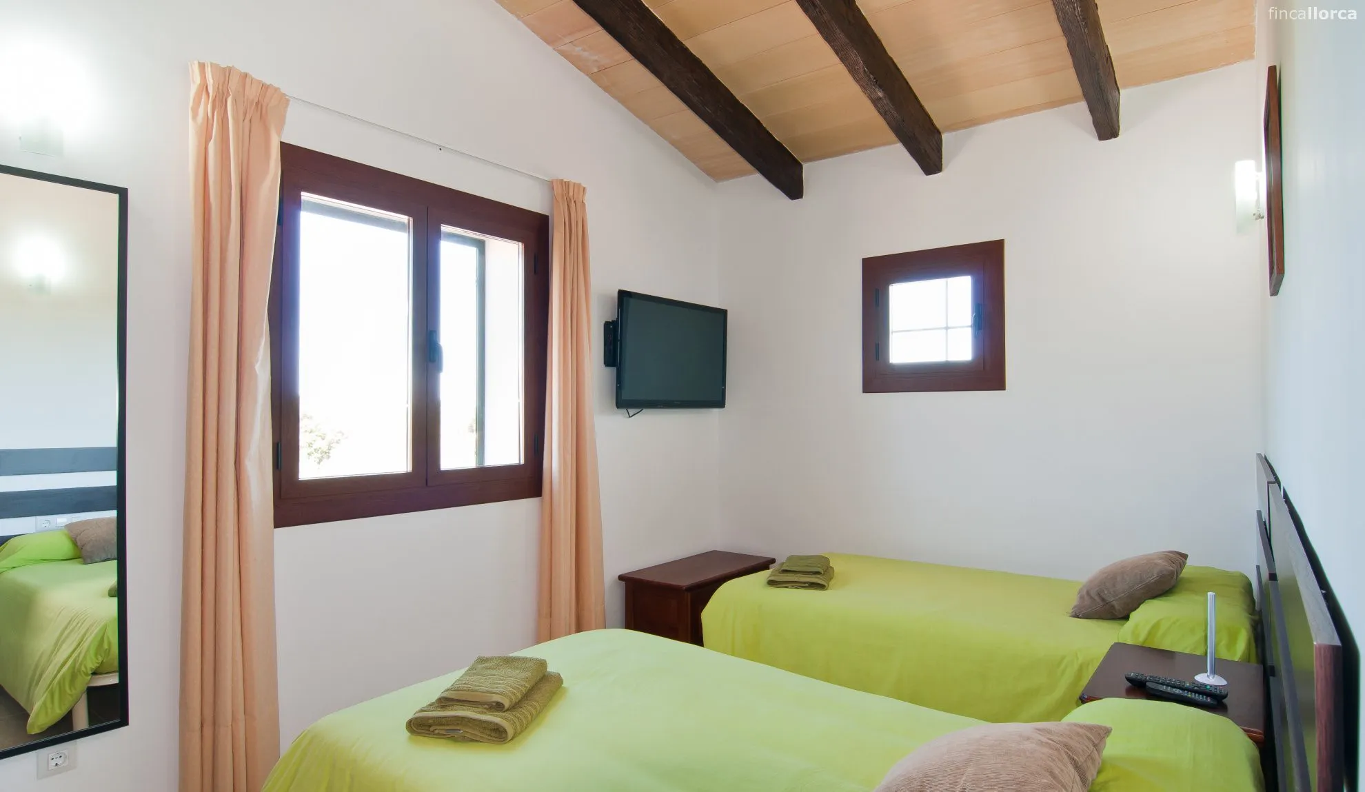 Finca with guesthouse and pool in Algaida-7