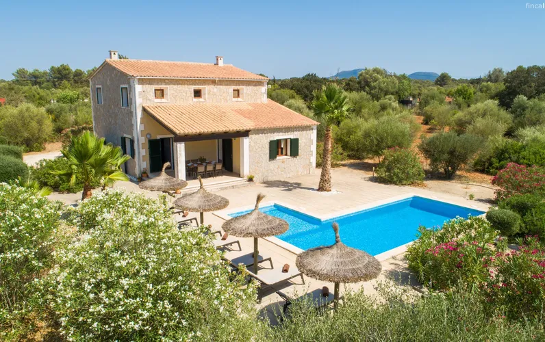 Finca med gæstehus og pool i Algaida