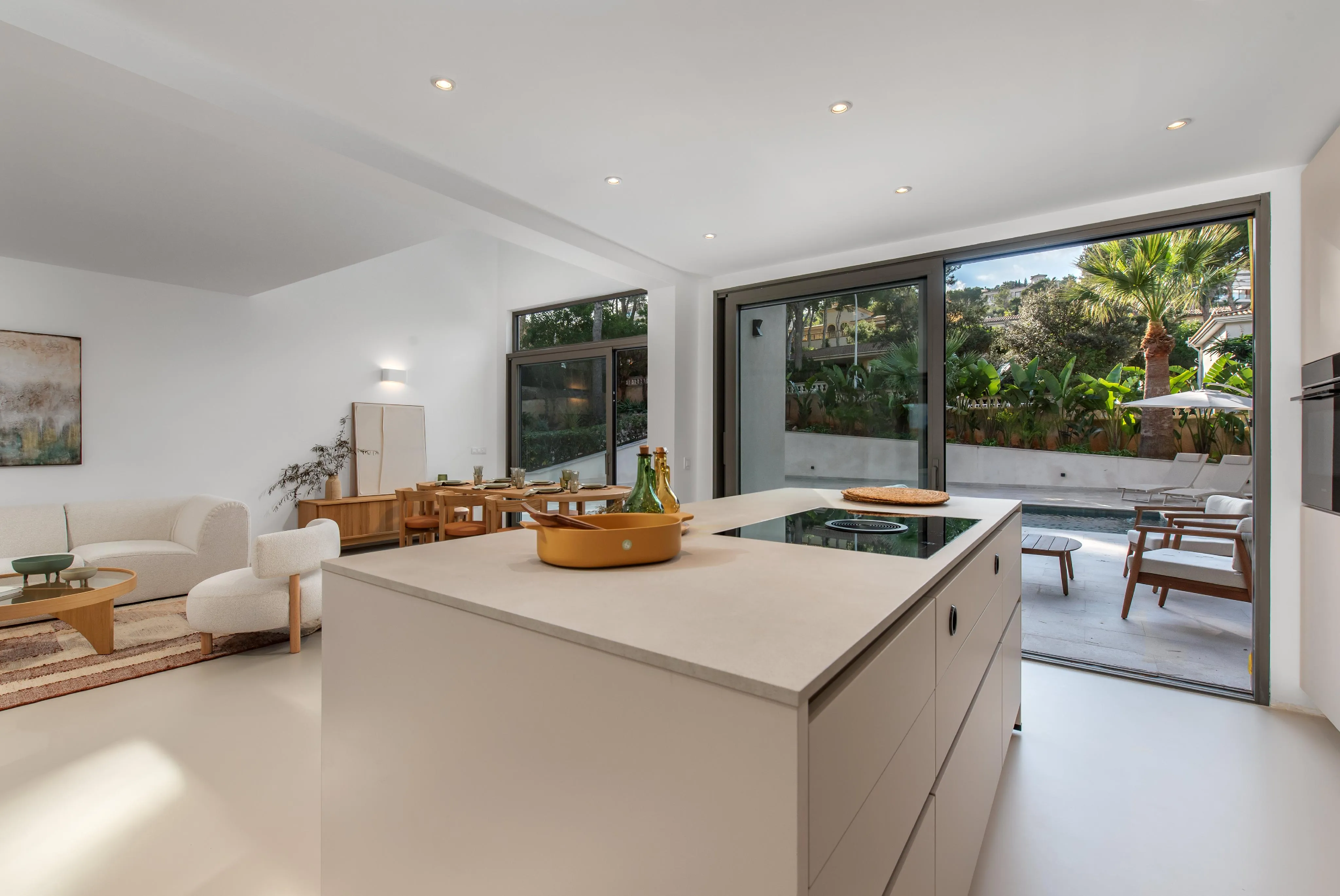 Villa completamente reformada en una ubicación privilegiada-7