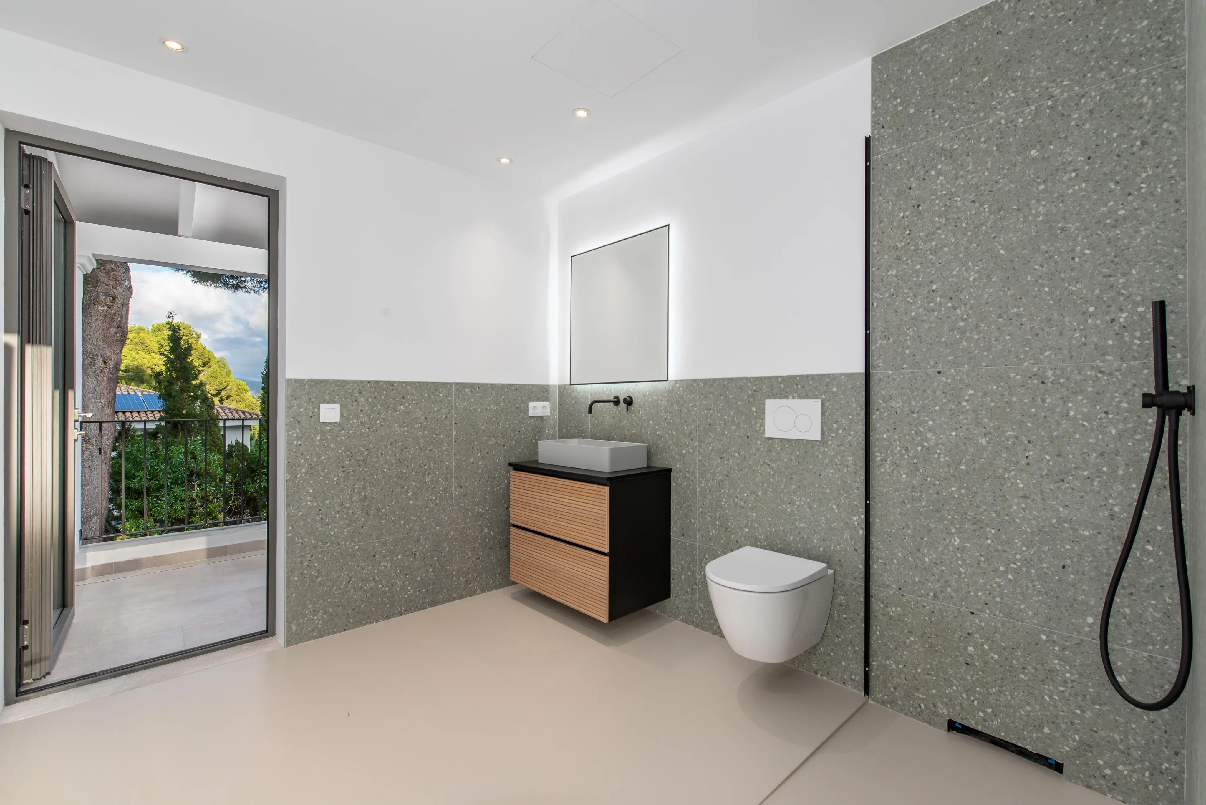 Villa completamente reformada en una ubicación privilegiada-14