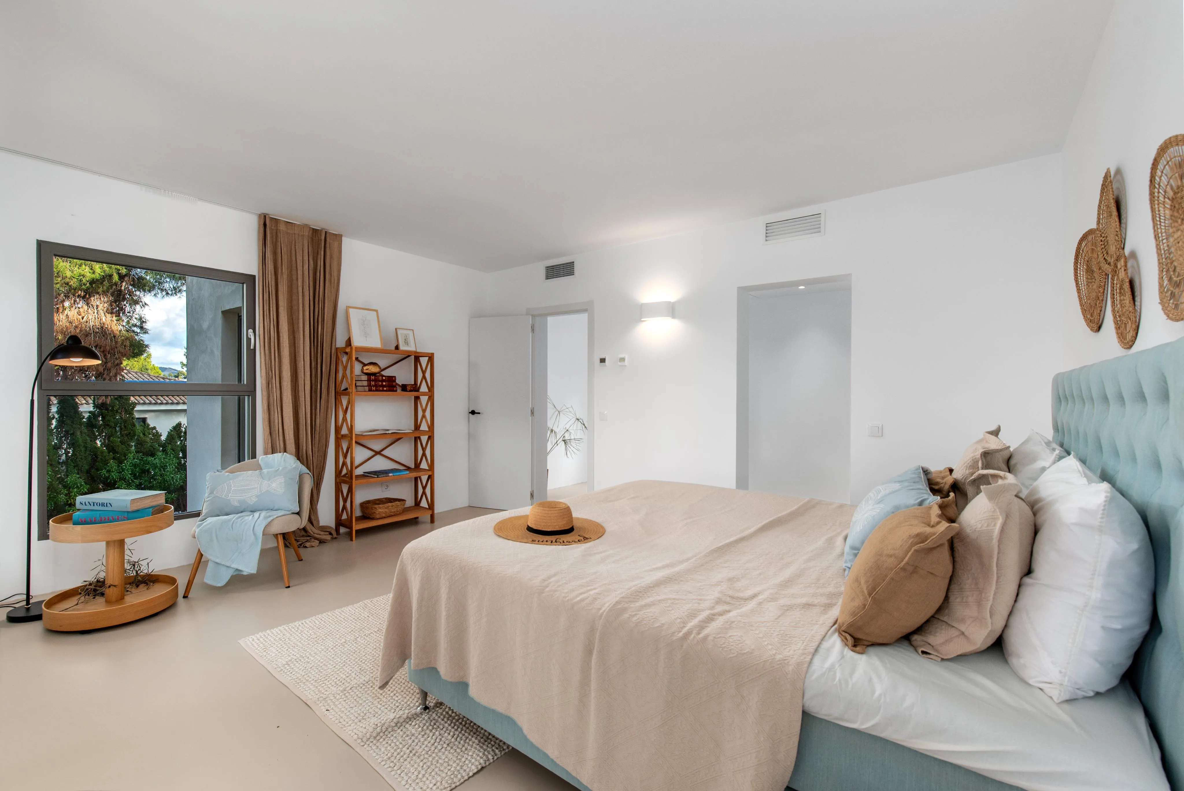 Villa completamente reformada en una ubicación privilegiada-13