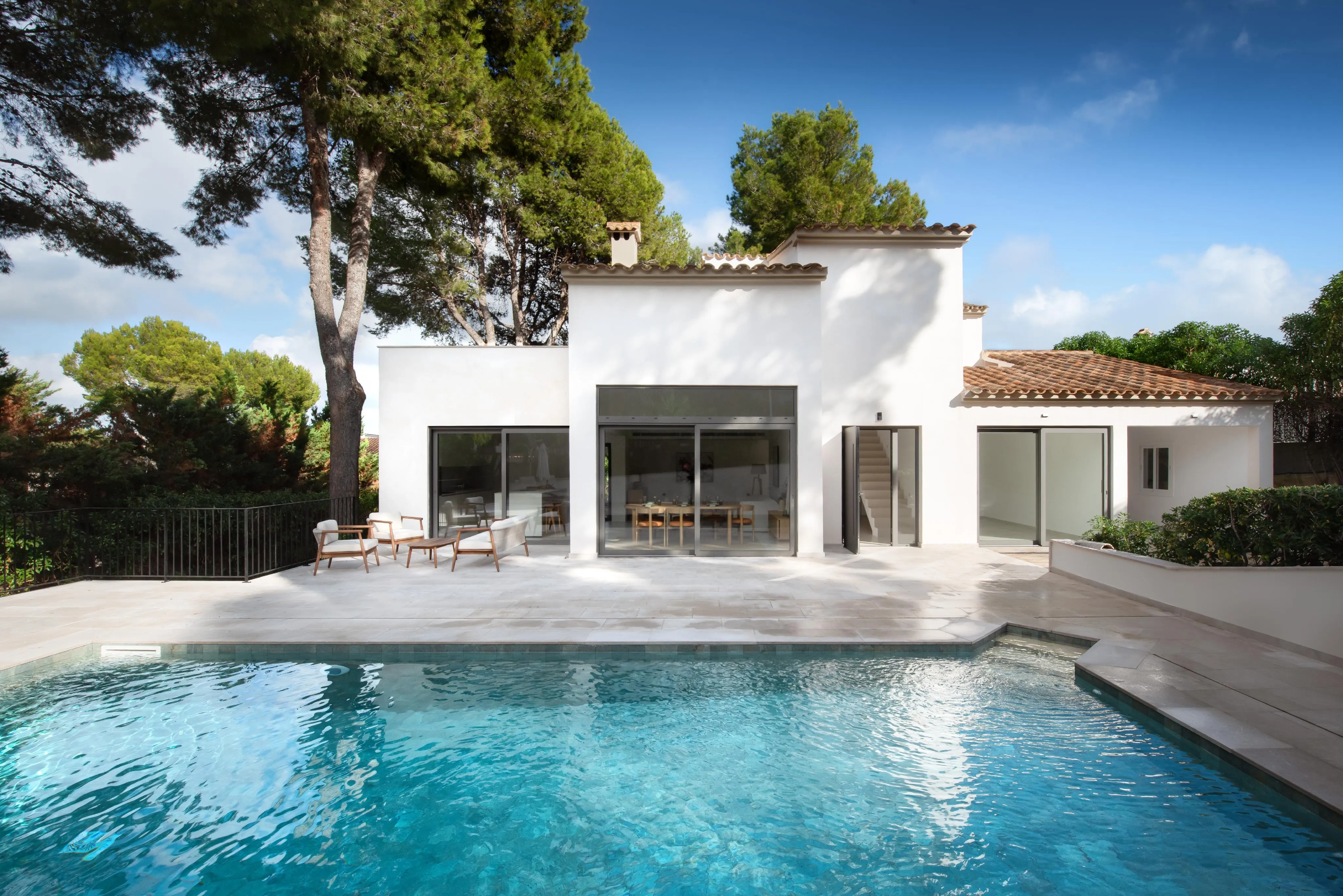 Villa completamente reformada en una ubicación privilegiada-2