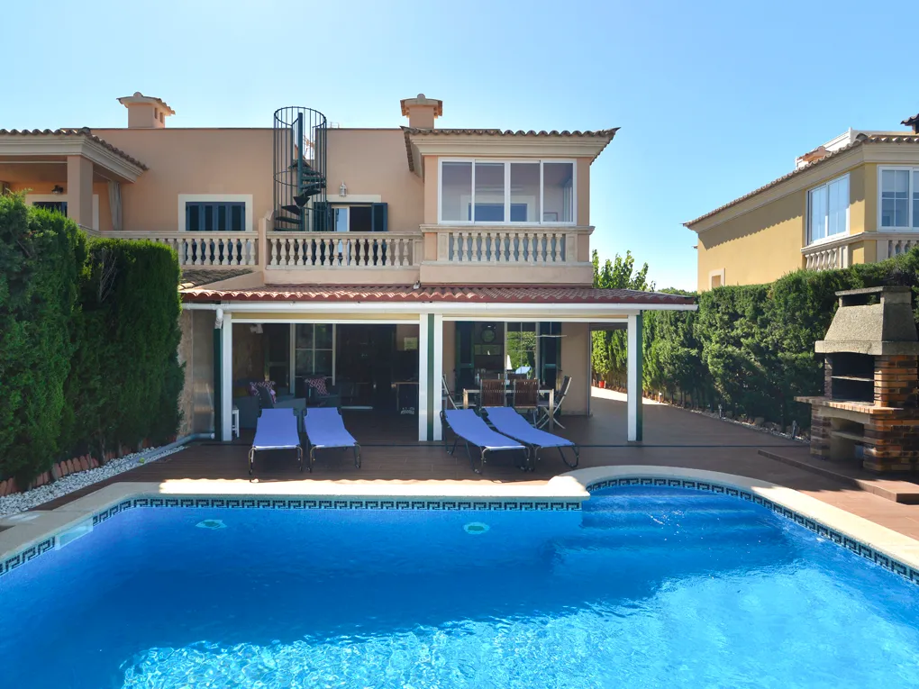 Smukt dobbelthus i Puig de Ros-12