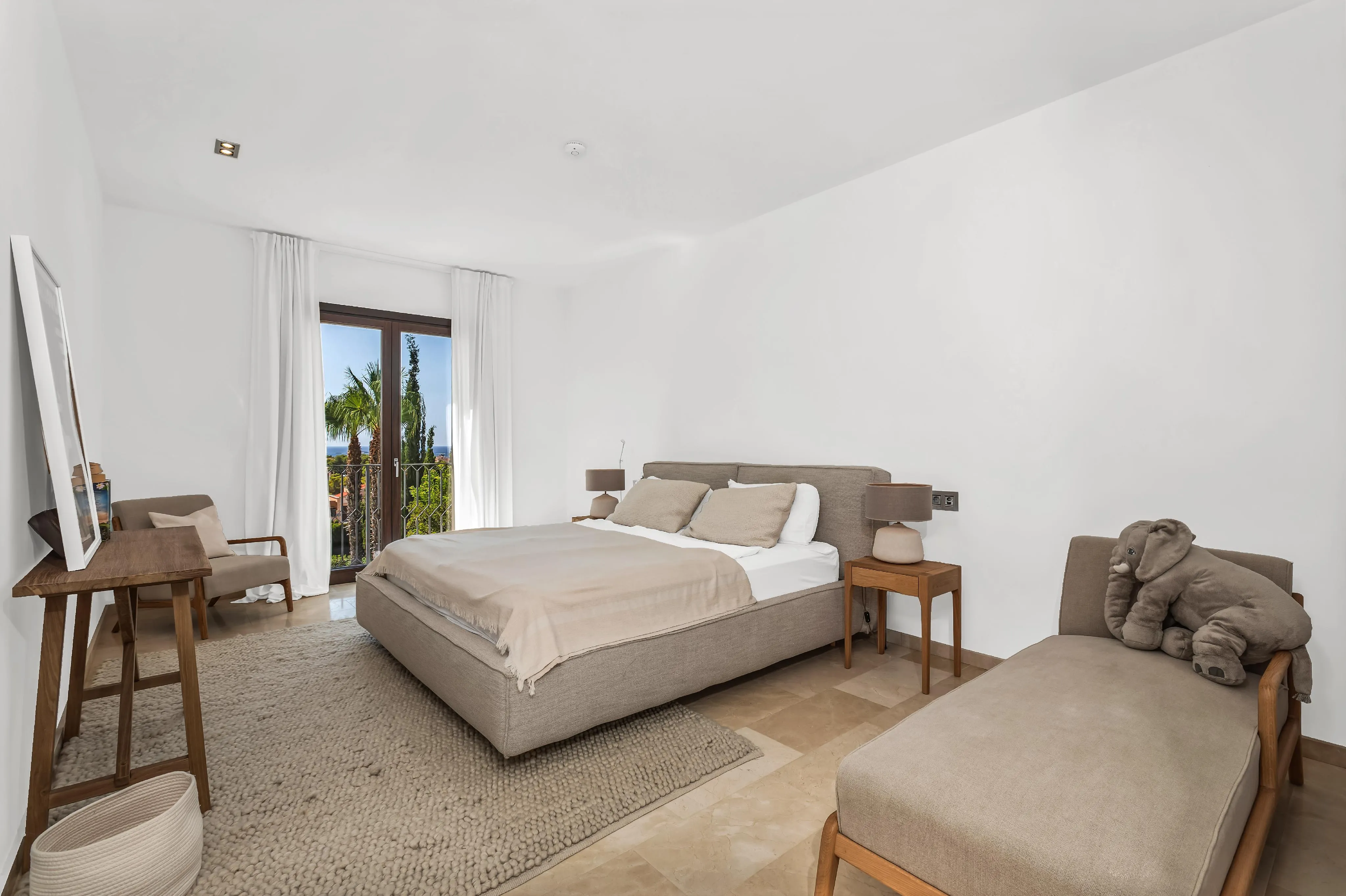 Modern drömvilla med vacker havsutsikt i Santa
Ponsa-7