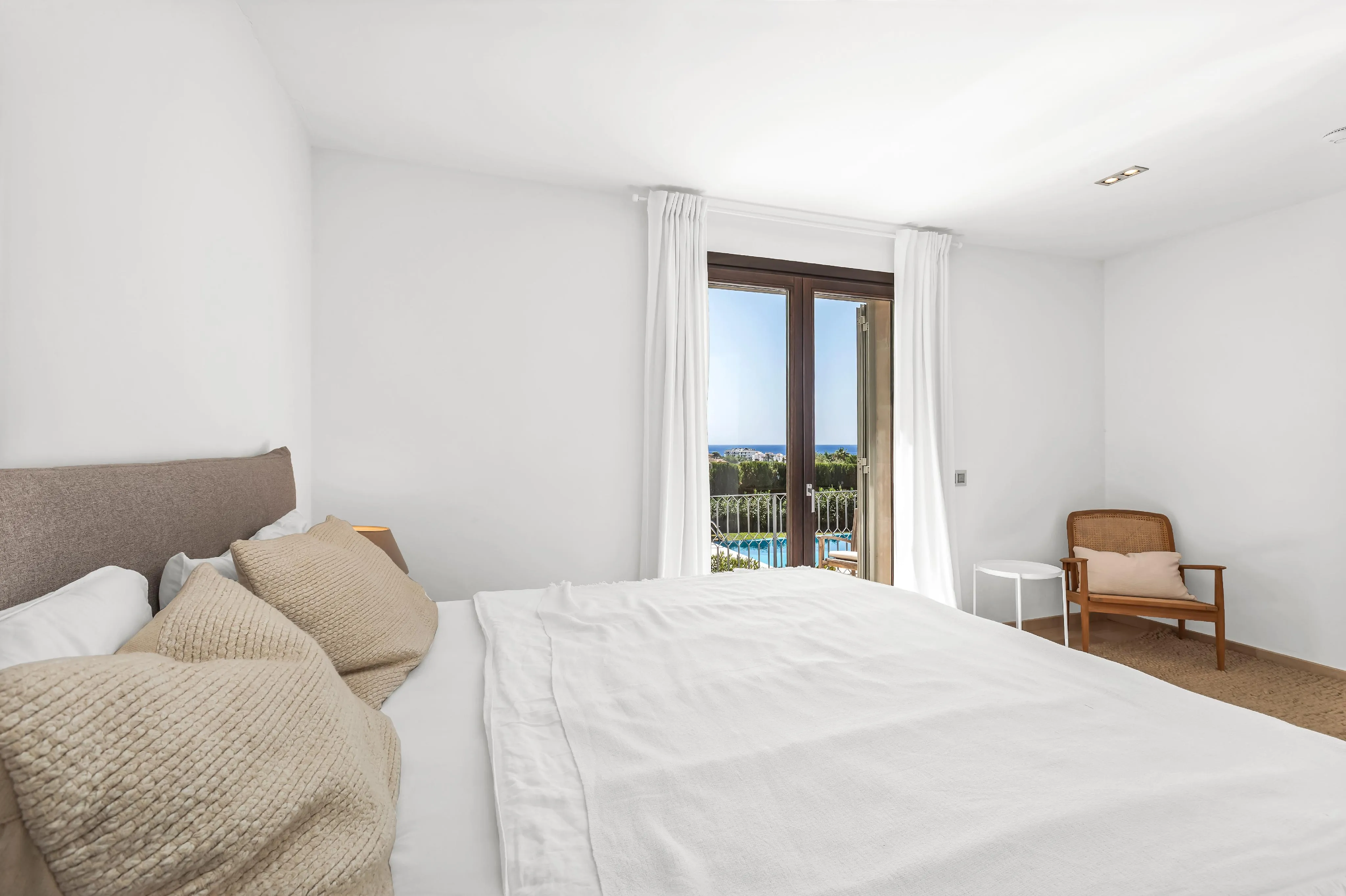 Modern drömvilla med vacker havsutsikt i Santa
Ponsa-14