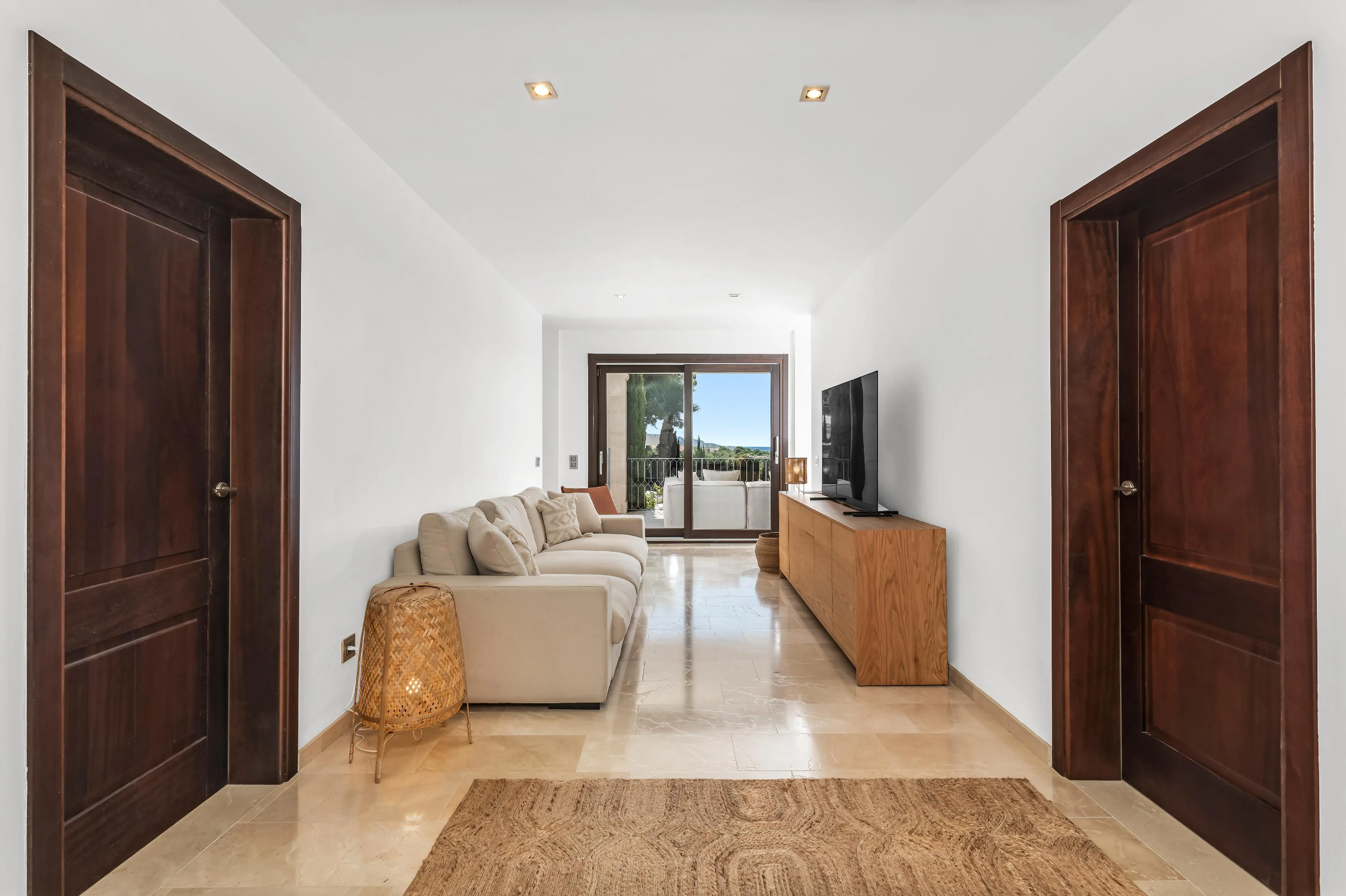 Modern drömvilla med vacker havsutsikt i Santa
Ponsa-6