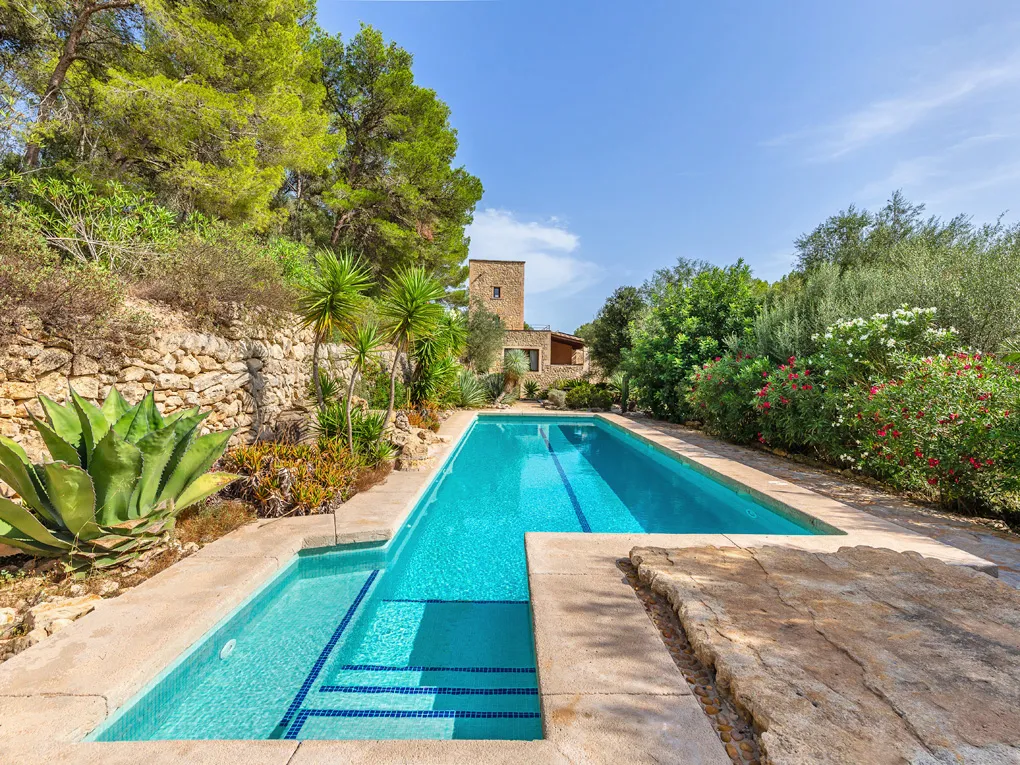 Casa di campagna con carattere e torre a Montuiri-1