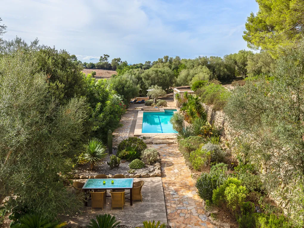 Casa di campagna con carattere e torre a Montuiri-13