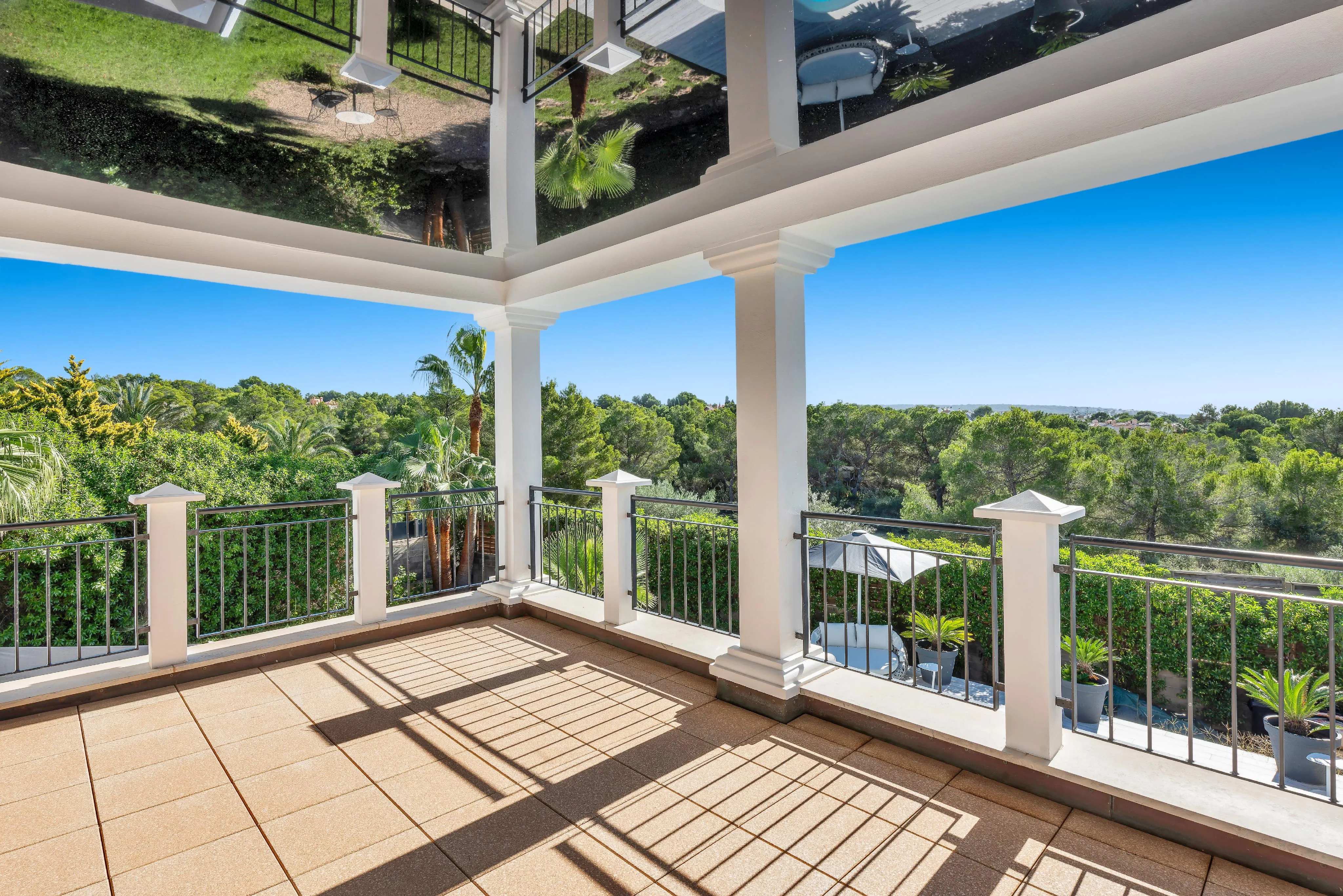 Modern villa in Santa Ponsa with large garden, pool and full privacy-22