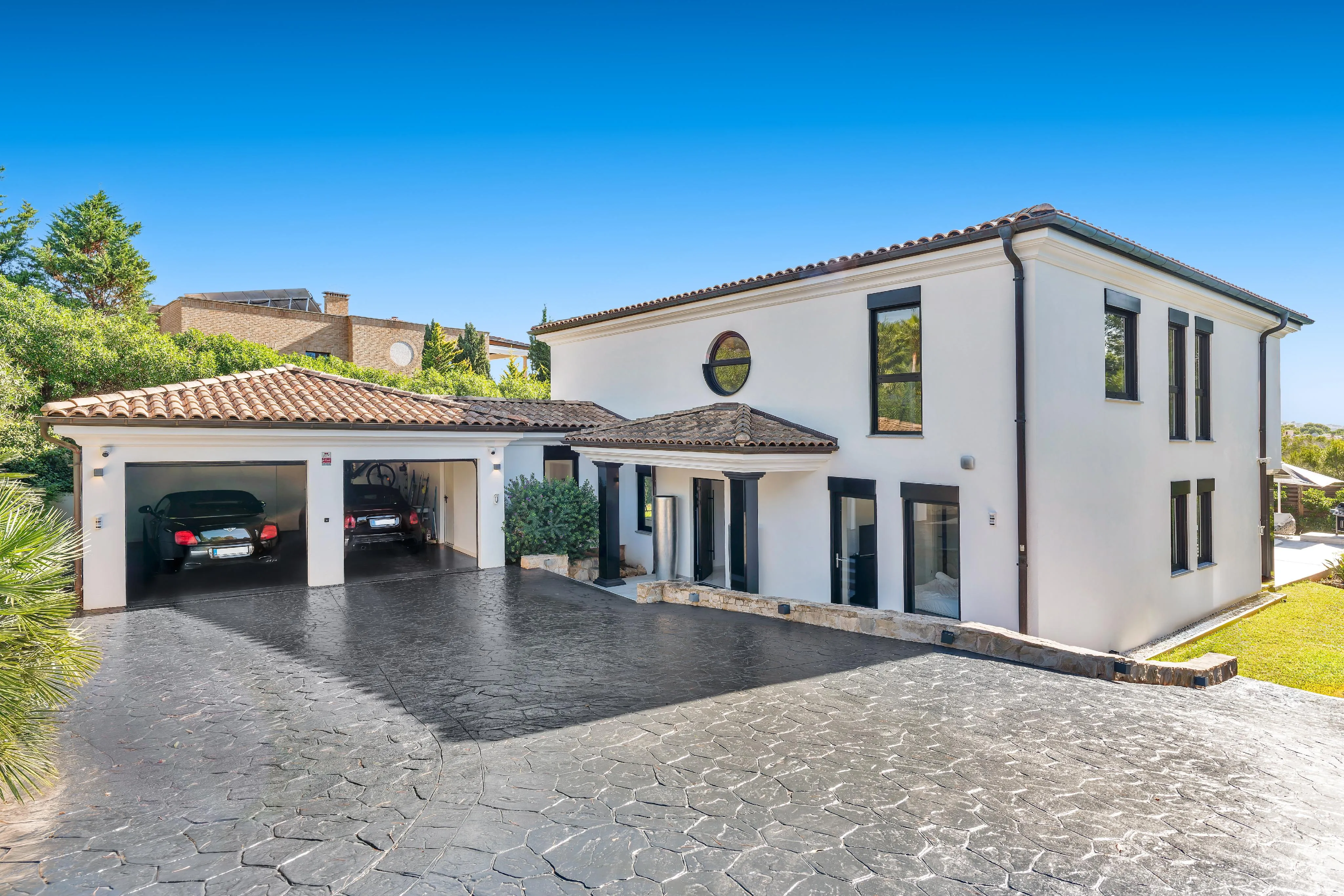 Modern villa in Santa Ponsa with large garden, pool and full privacy-25