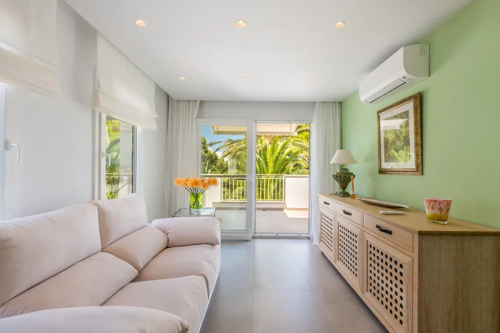 Villa con casa de huéspedes cerca de Cala Gran-13