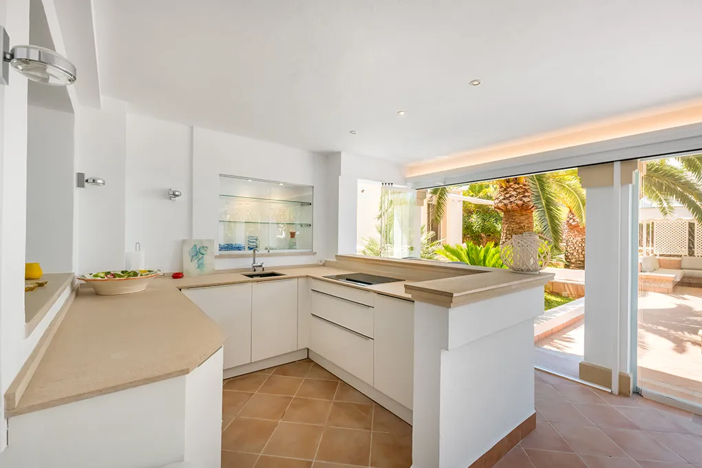 Villa con casa de huéspedes cerca de Cala Gran-6