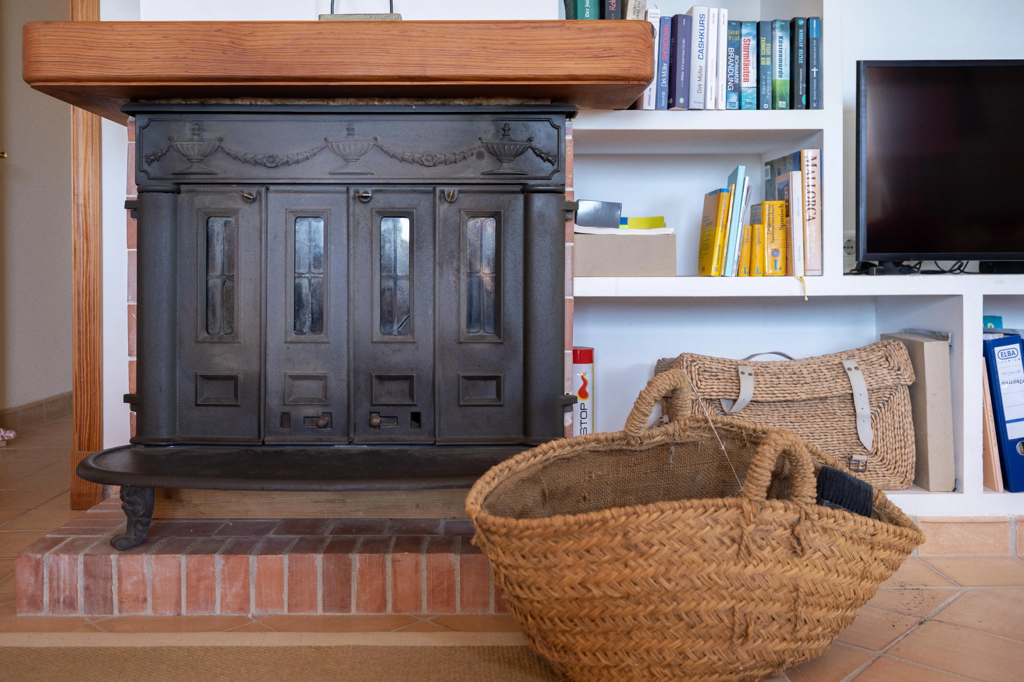 Charming finca in the quiet countryside near Llucmajor-8