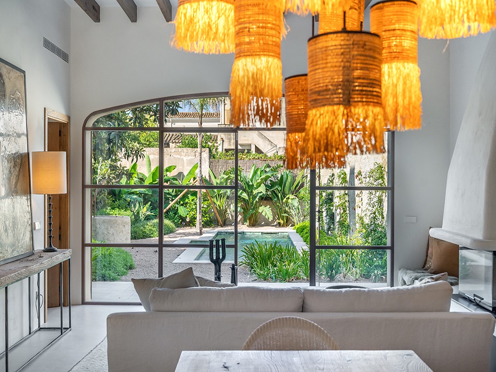 Casa adossada amb piscina al centre de Felanitx