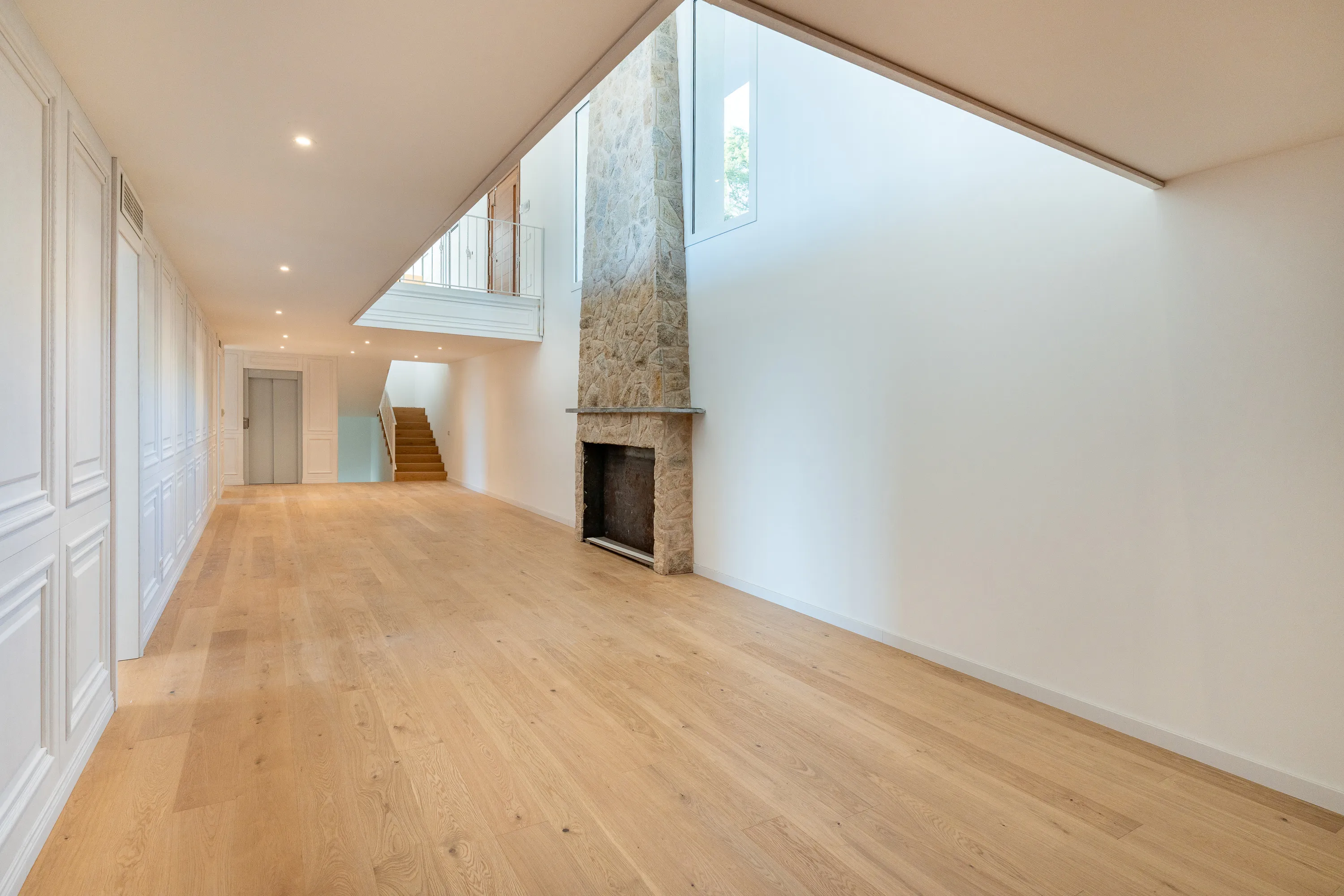 Classic Villa with Magnificent Sea Views in Son Vida-13